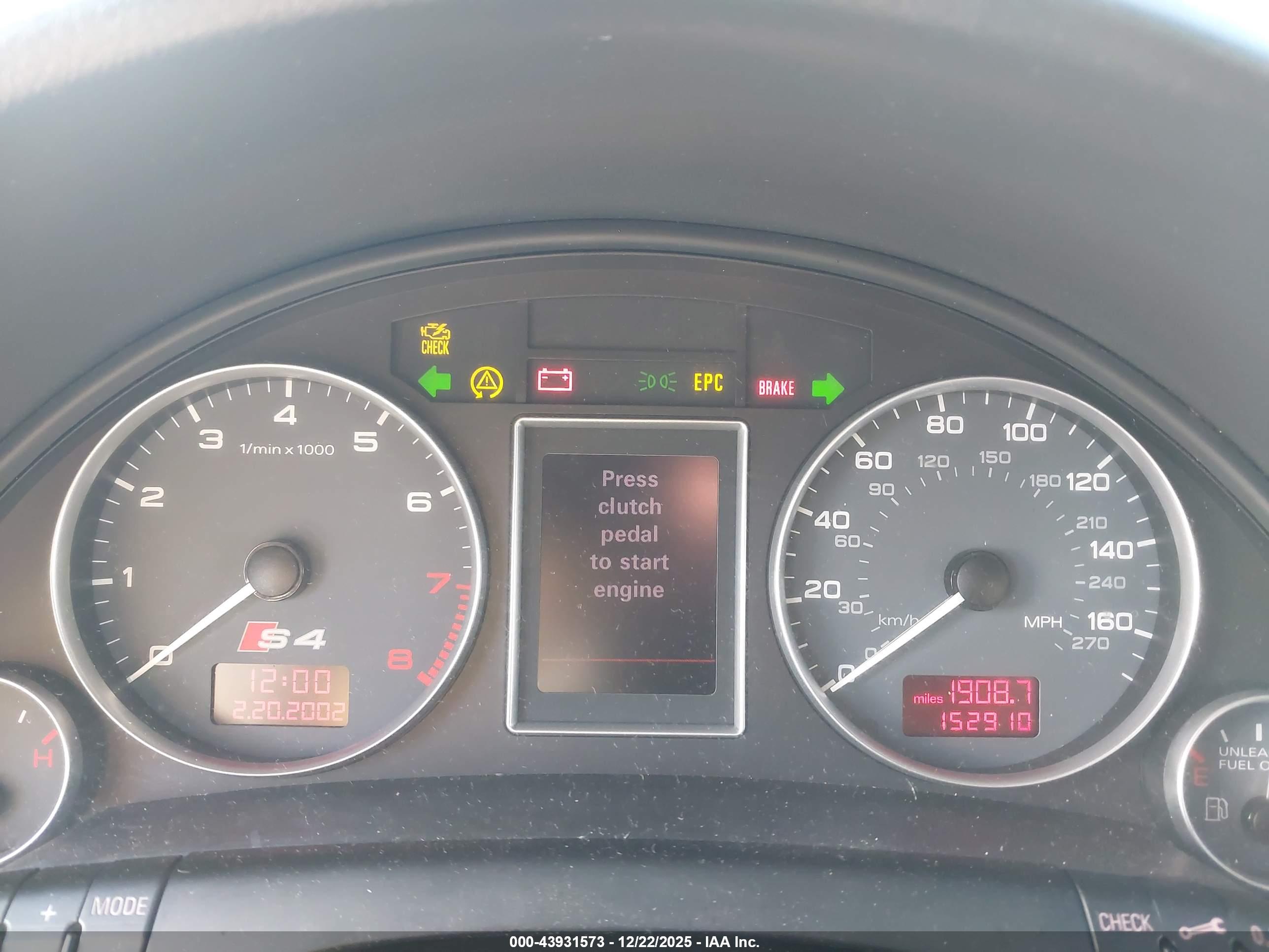 AUDI S4 image 7