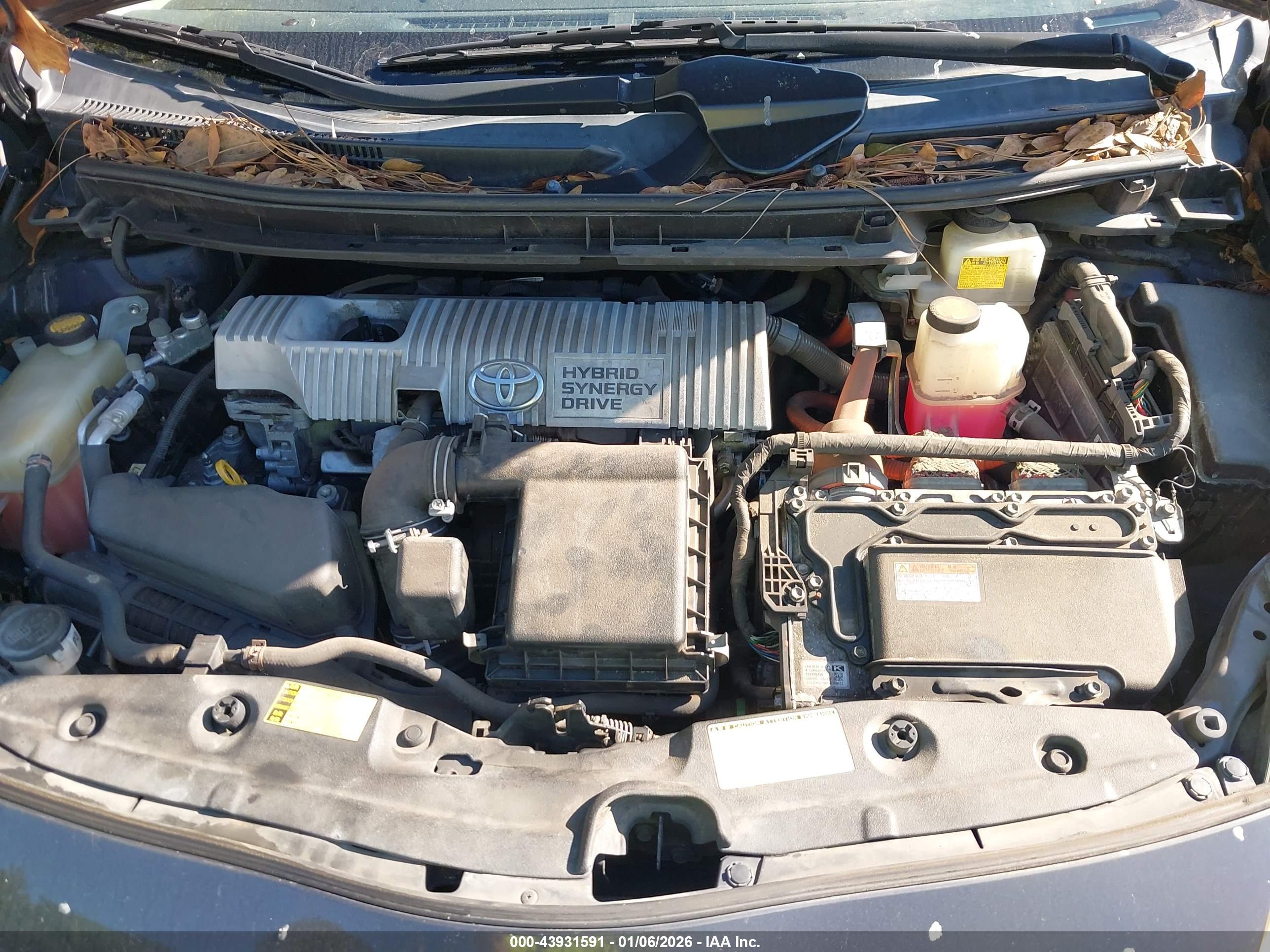 TOYOTA PRIUS image 10