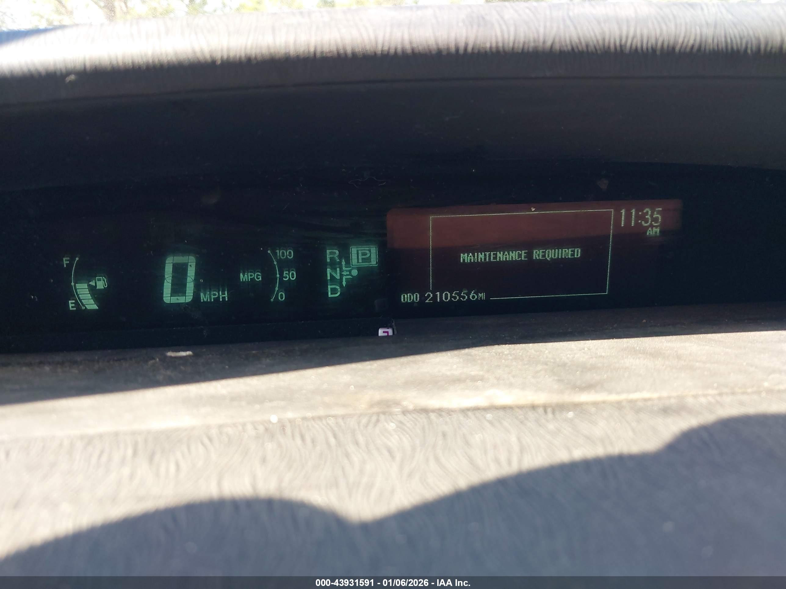 TOYOTA PRIUS image 7