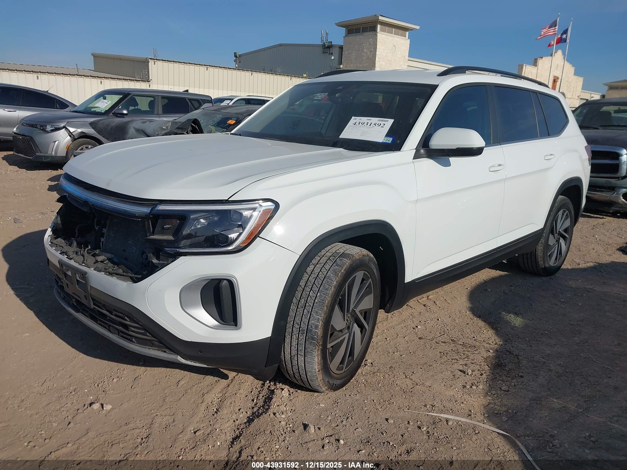 VOLKSWAGEN ATLAS image 2