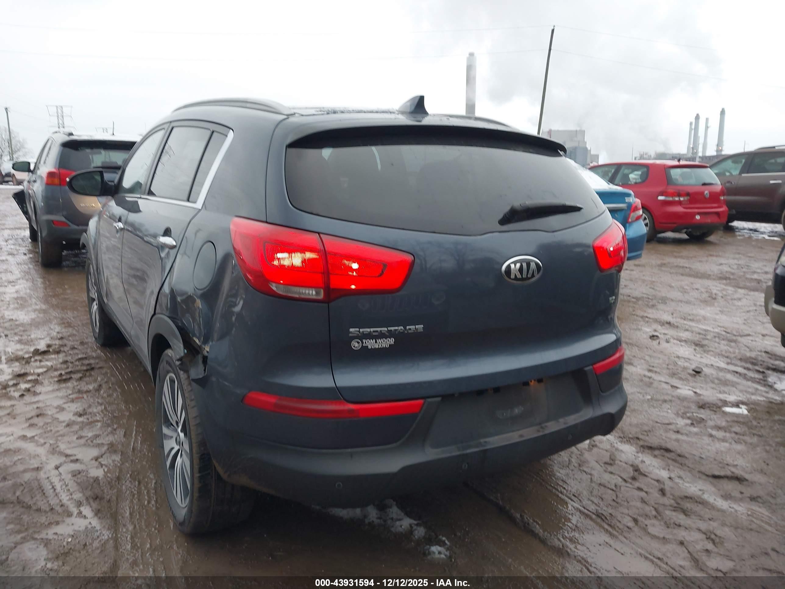 KIA SPORTAGE image 3