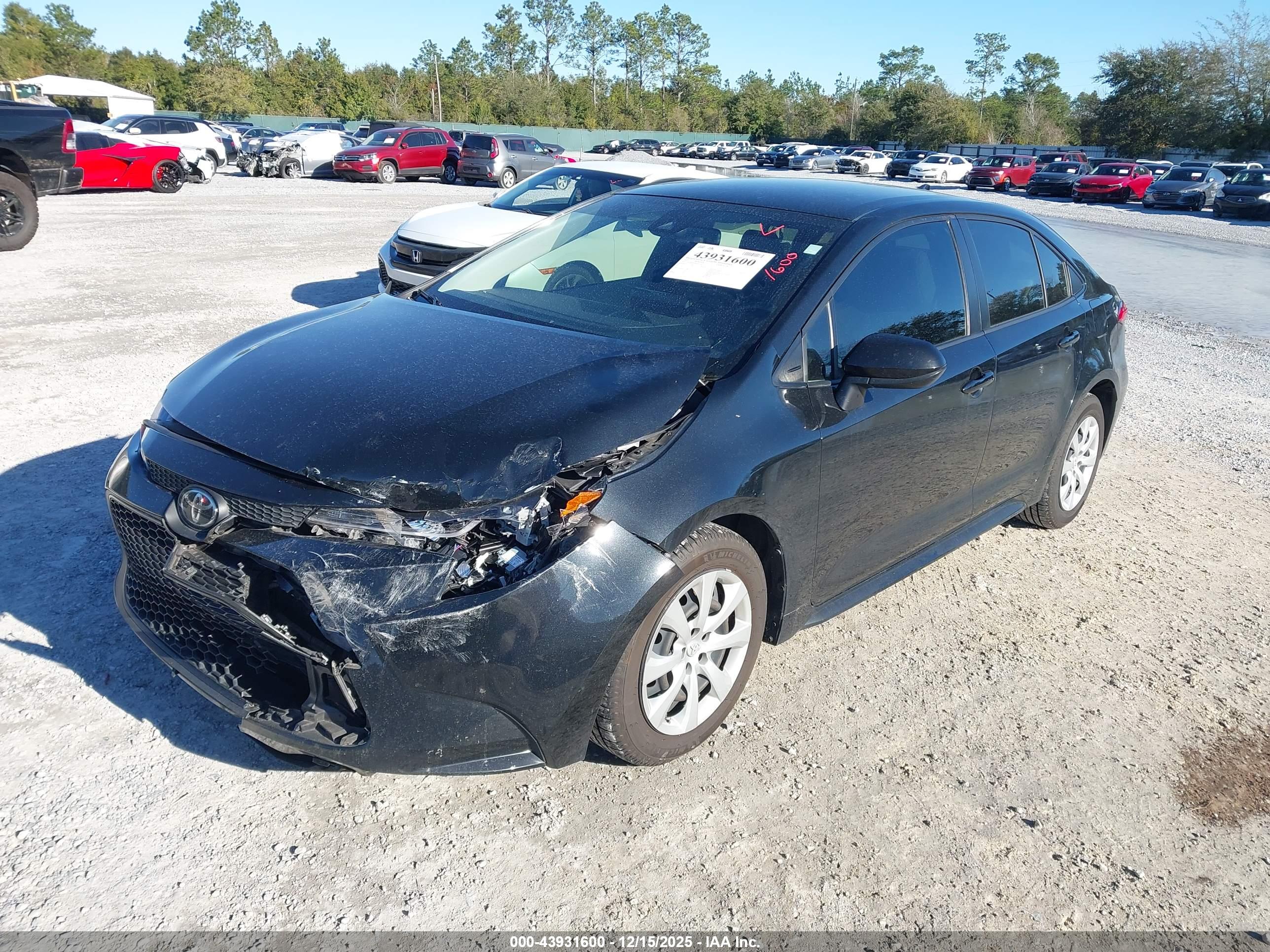 TOYOTA COROLLA image 2