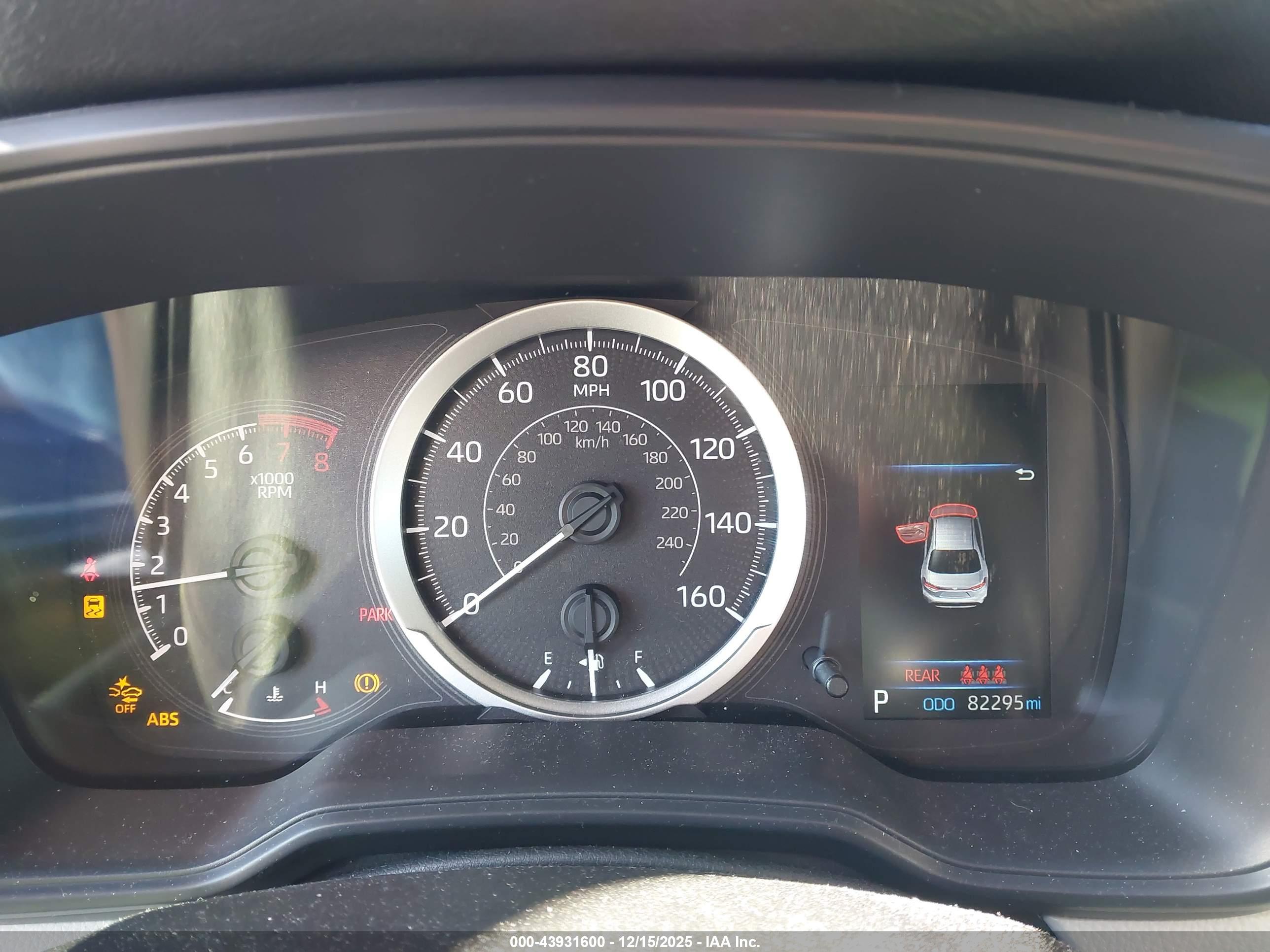 TOYOTA COROLLA image 7