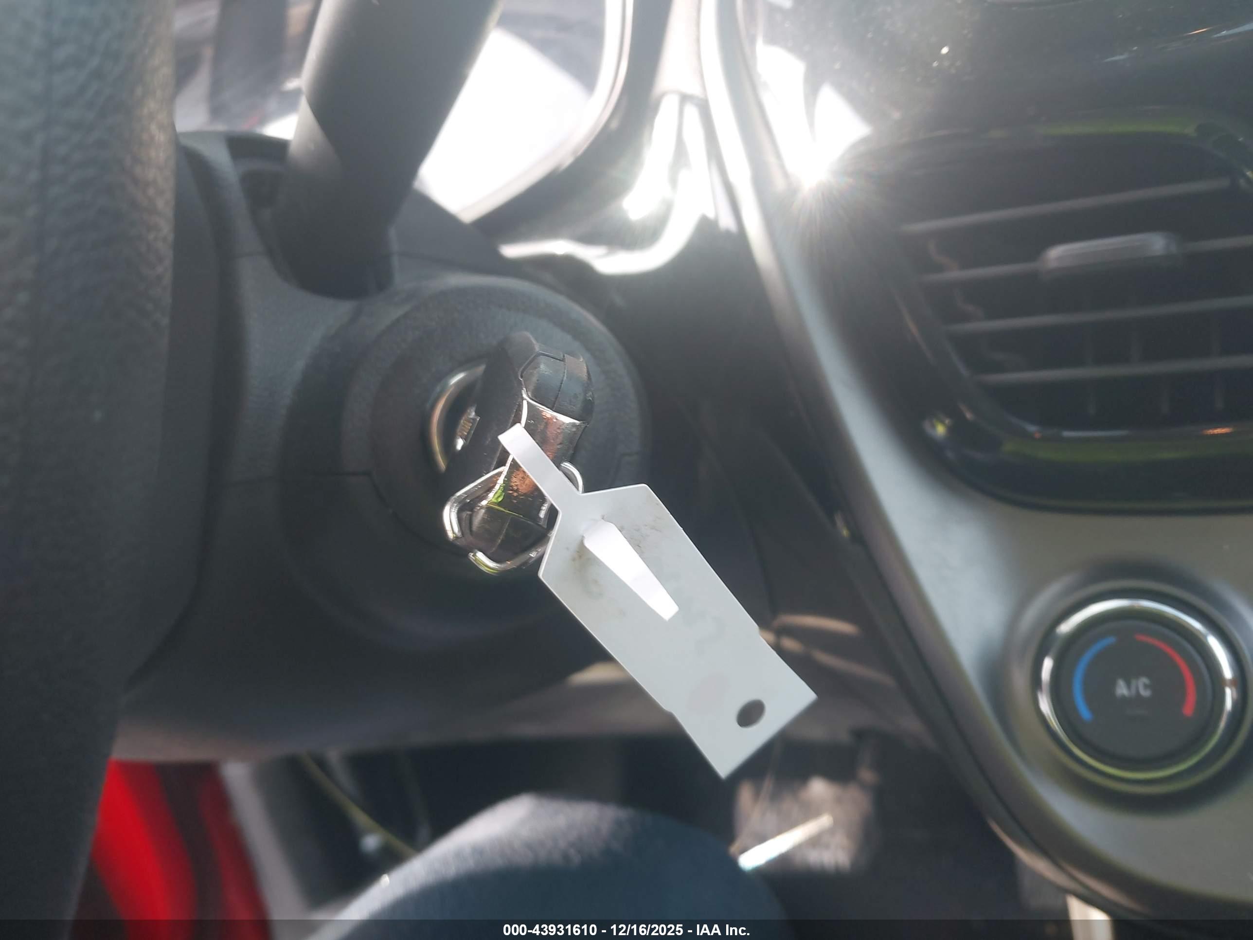 CHEVROLET SPARK image 11