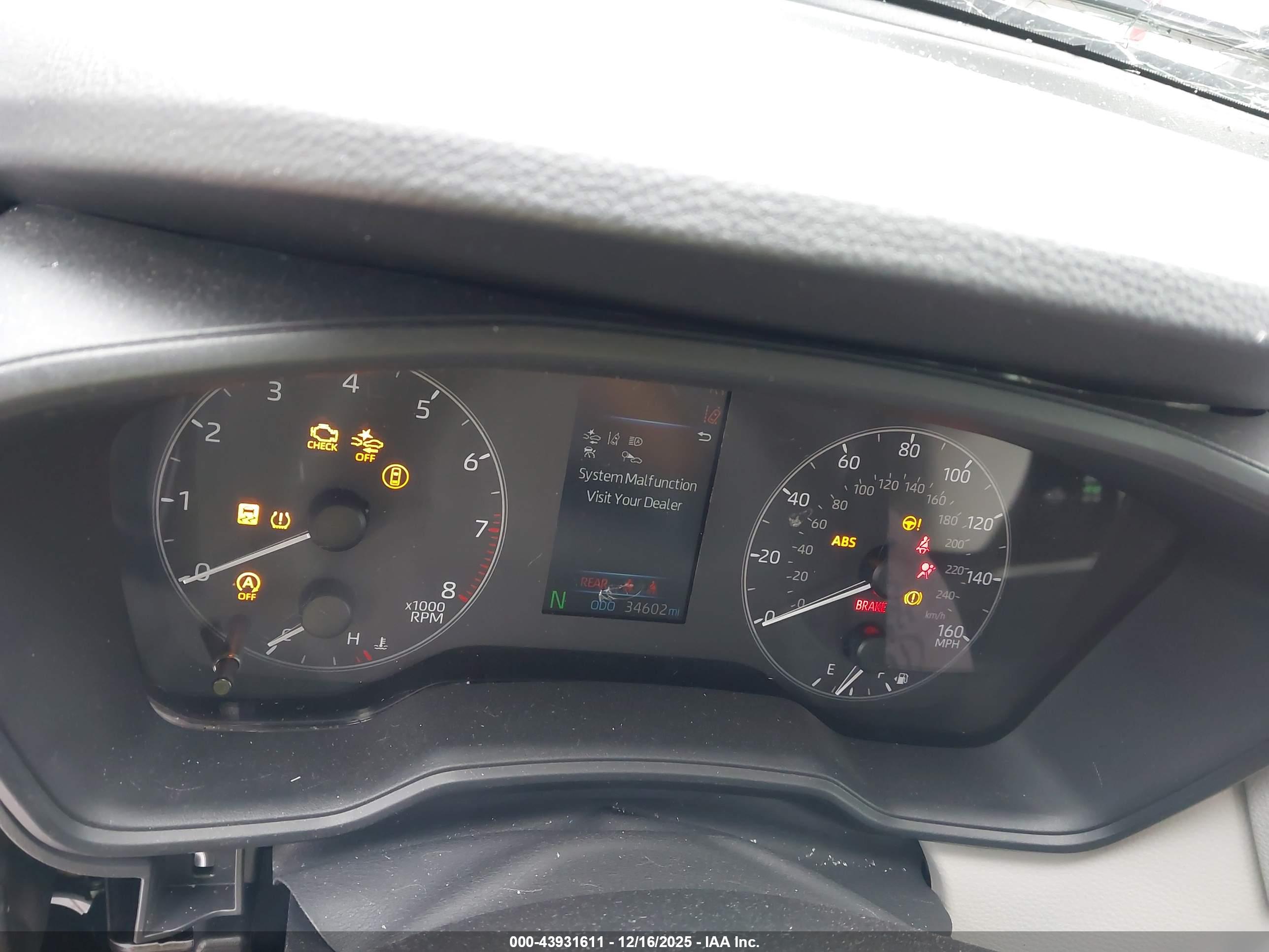 TOYOTA COROLLA image 7