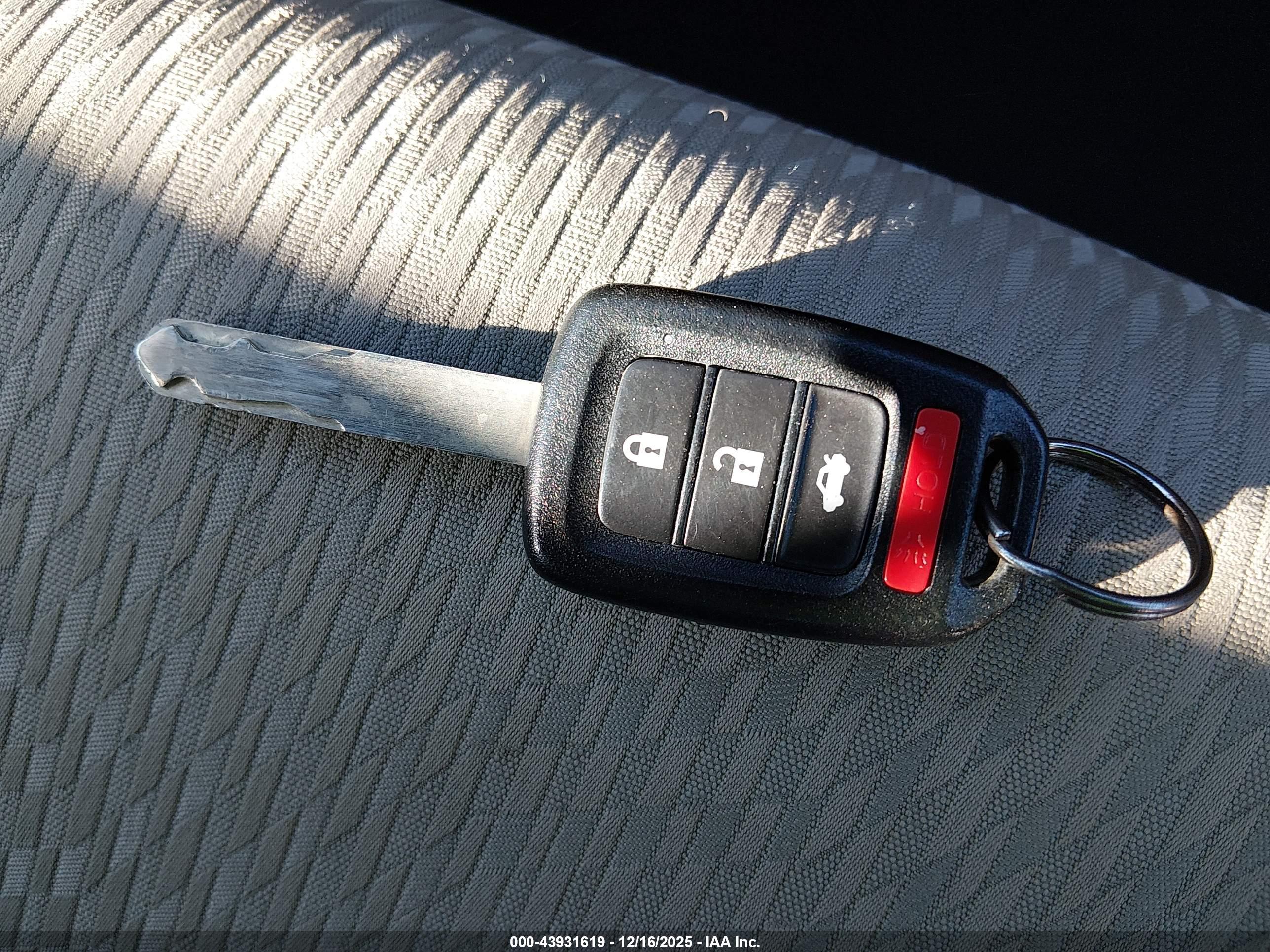 HONDA CIVIC image 11