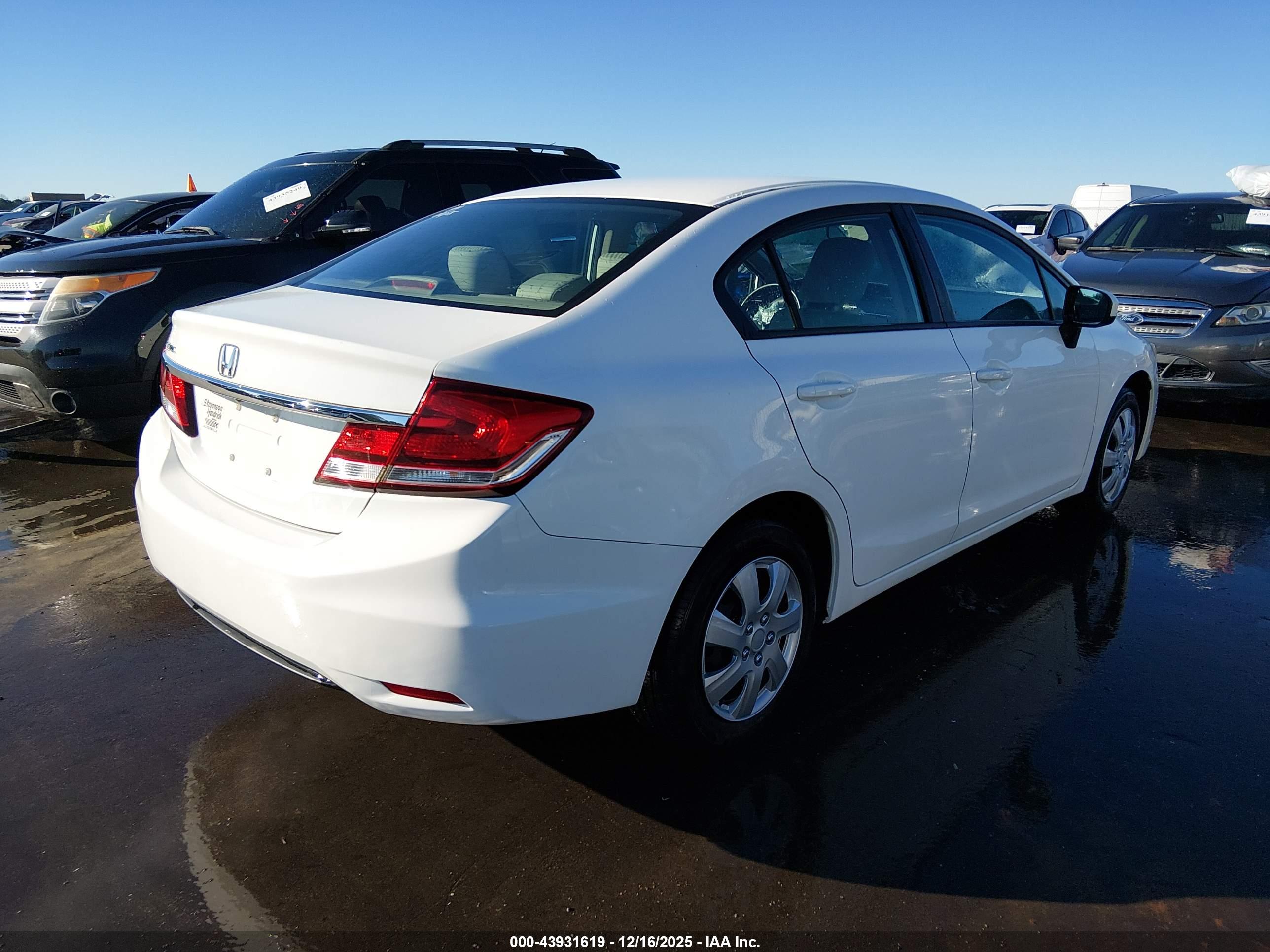 HONDA CIVIC image 4