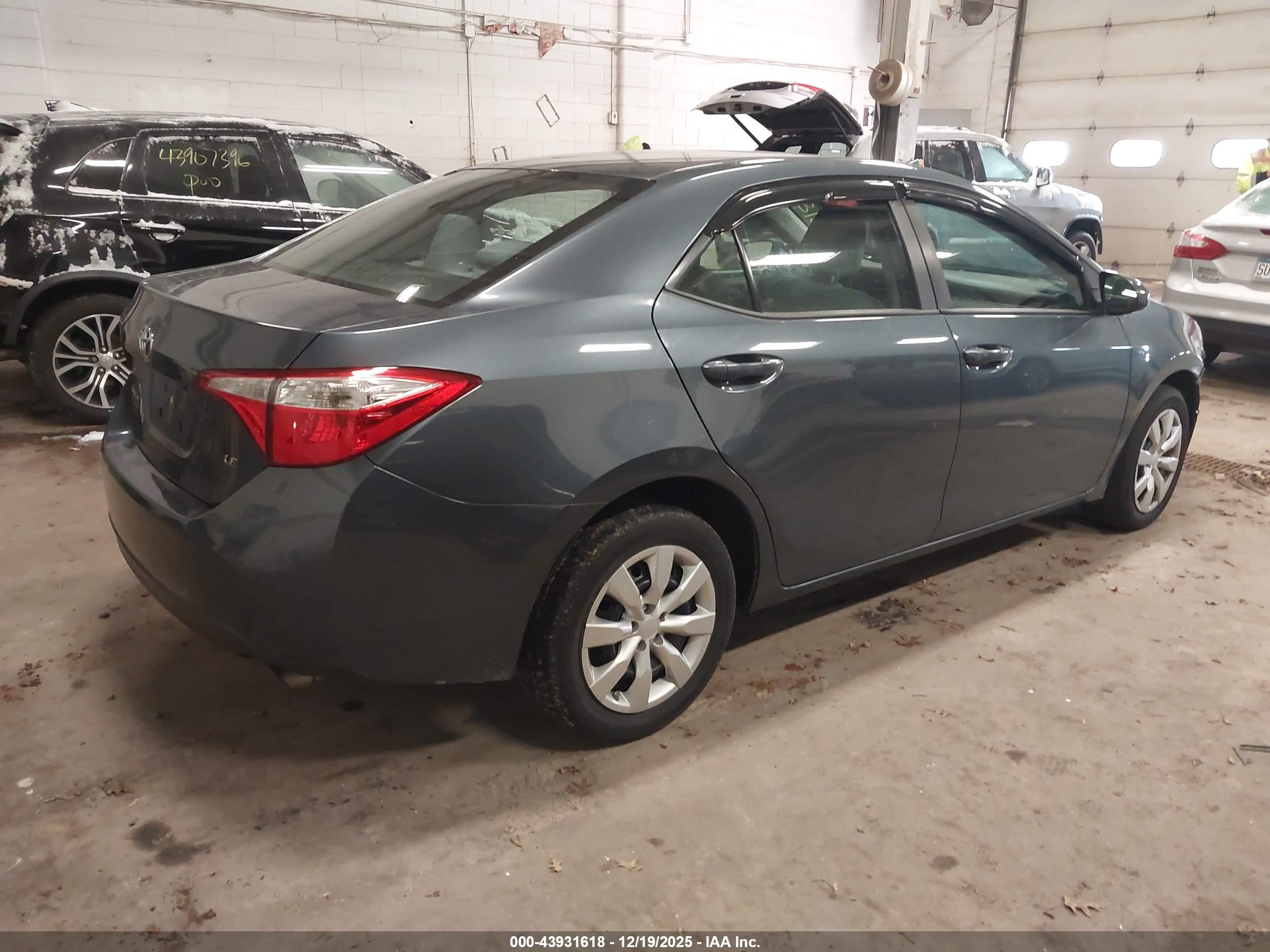 TOYOTA COROLLA image 4