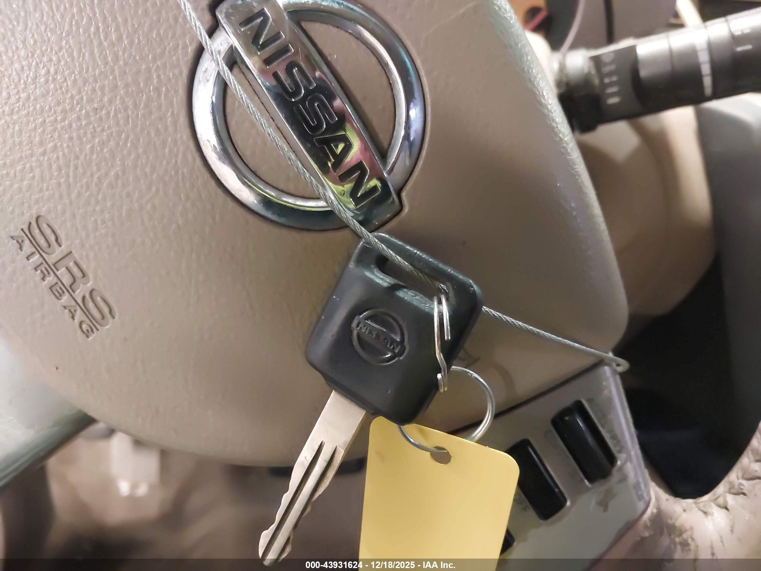 NISSAN MURANO image 11