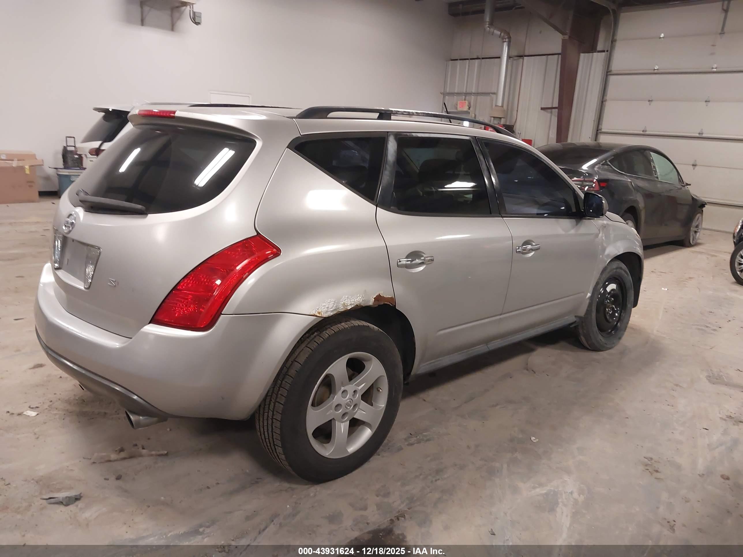 NISSAN MURANO image 4