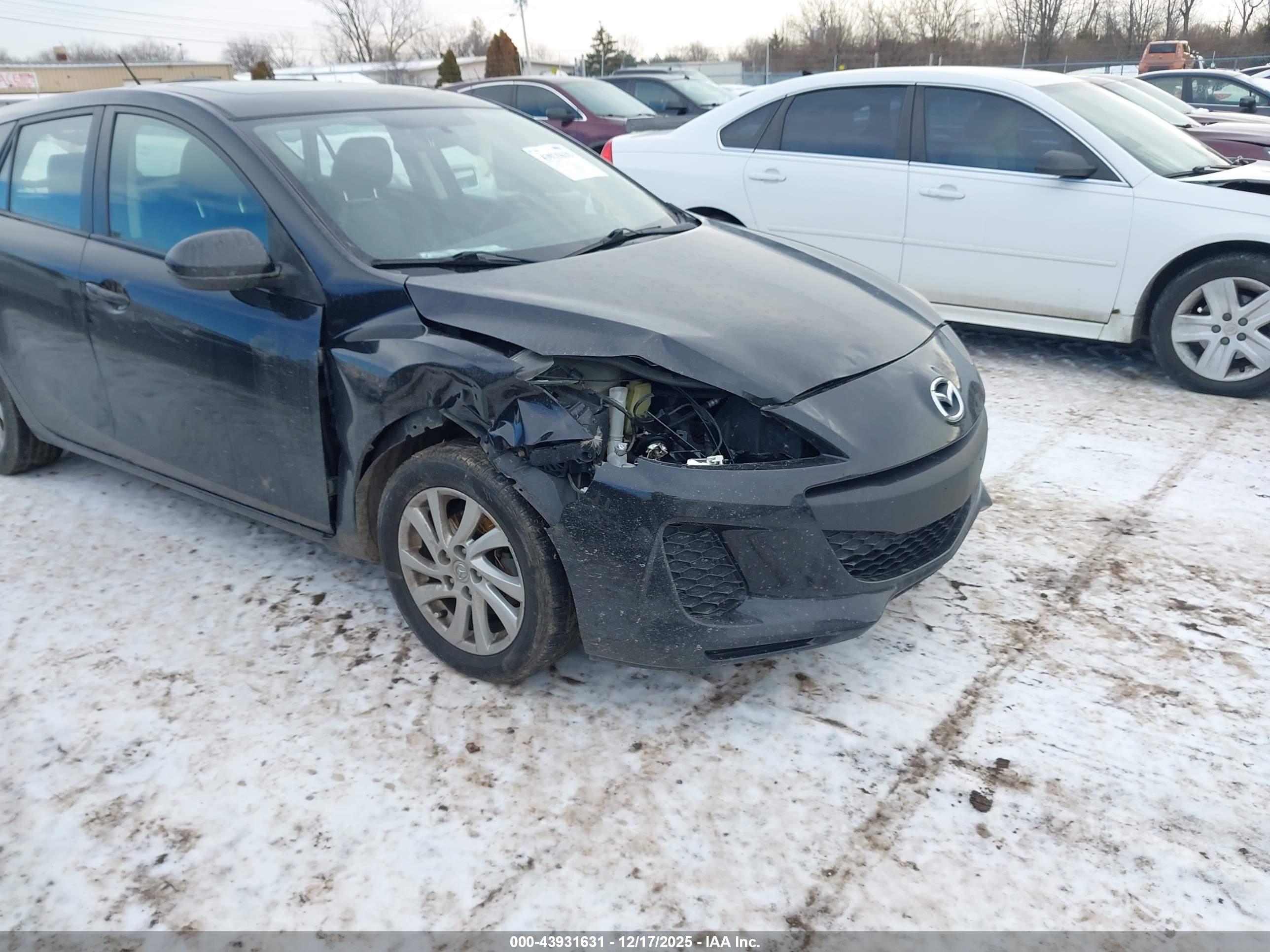 MAZDA MAZDA3 image 6