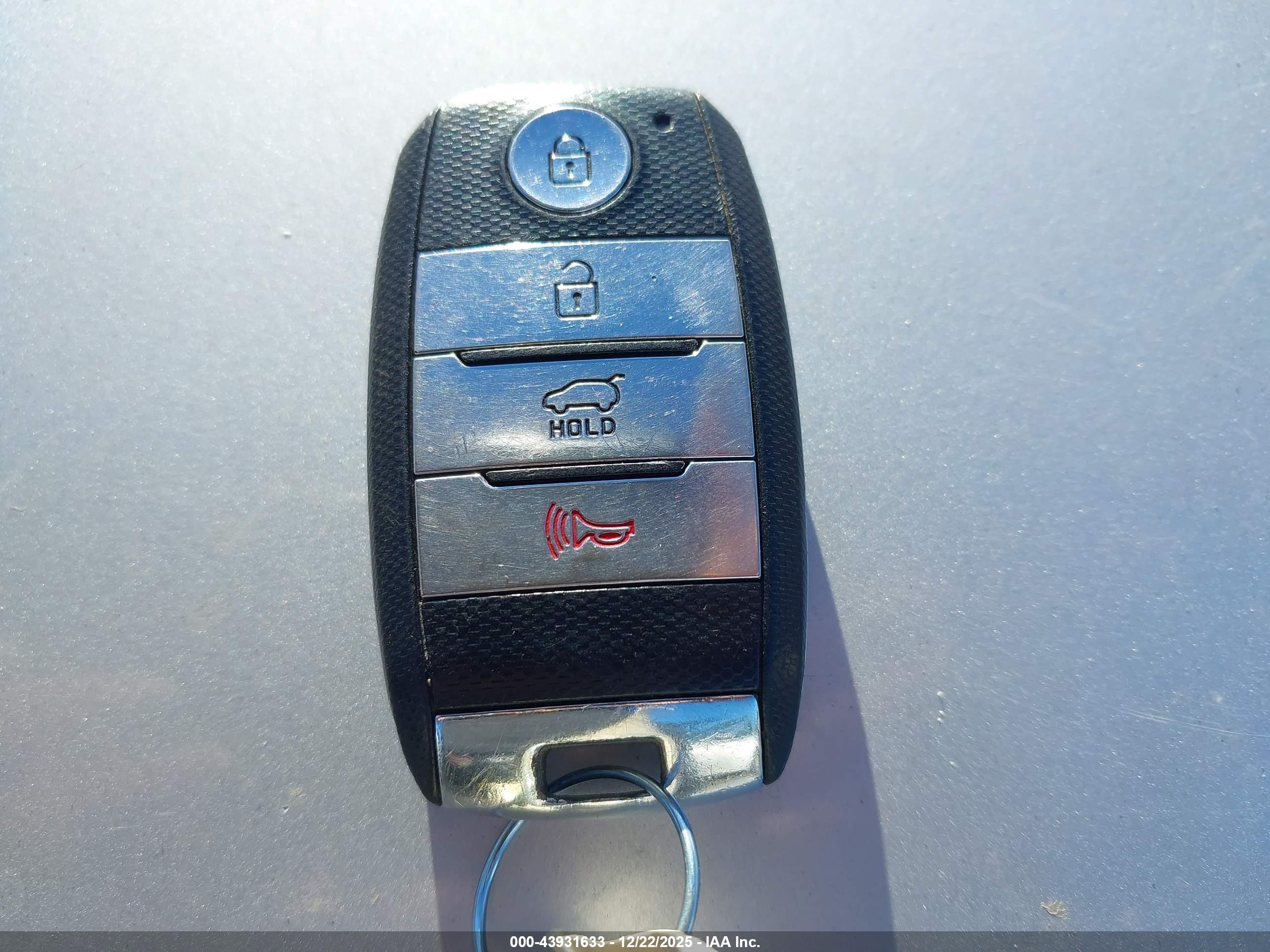 KIA SORENTO image 11