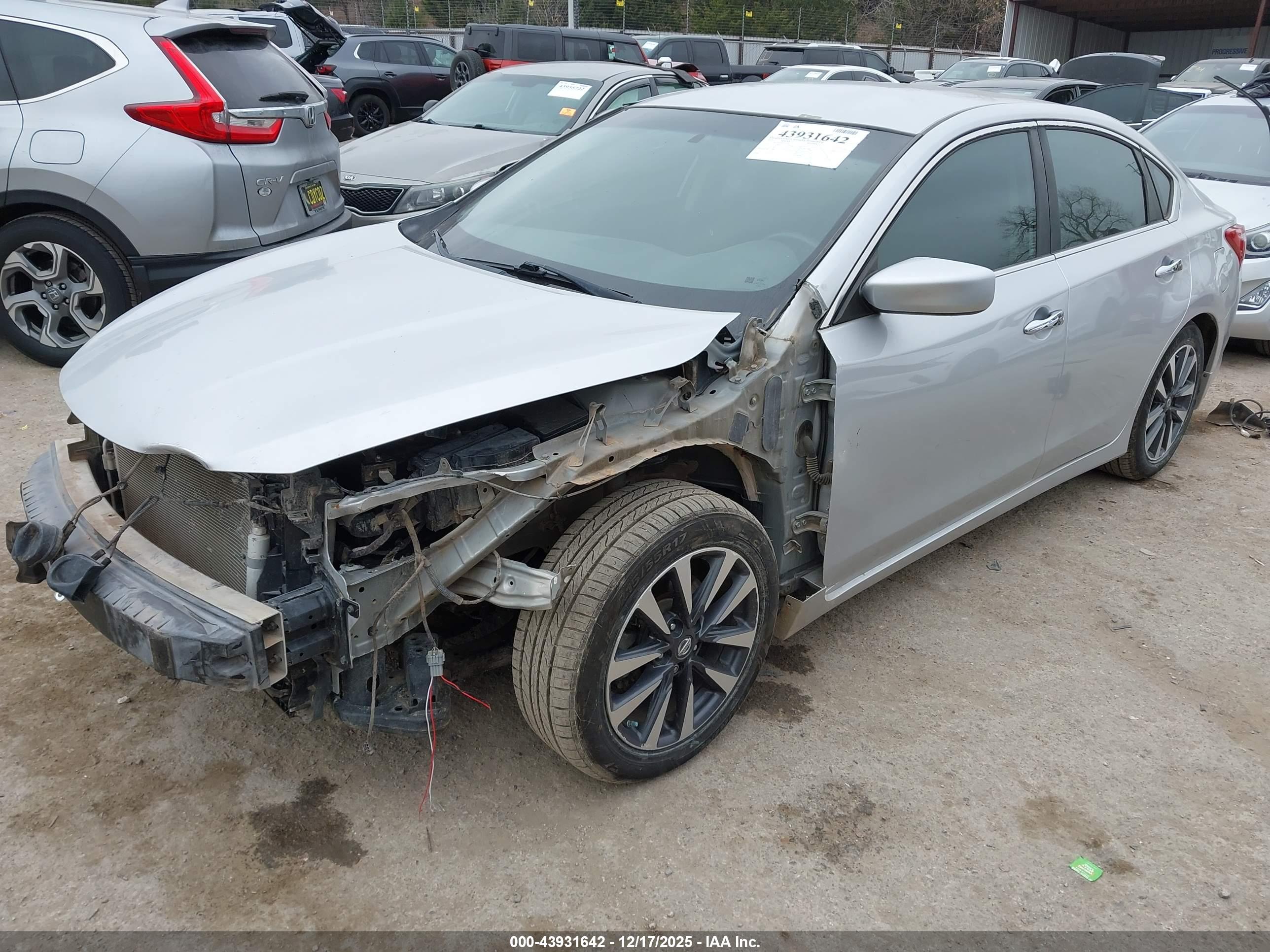 NISSAN ALTIMA image 2
