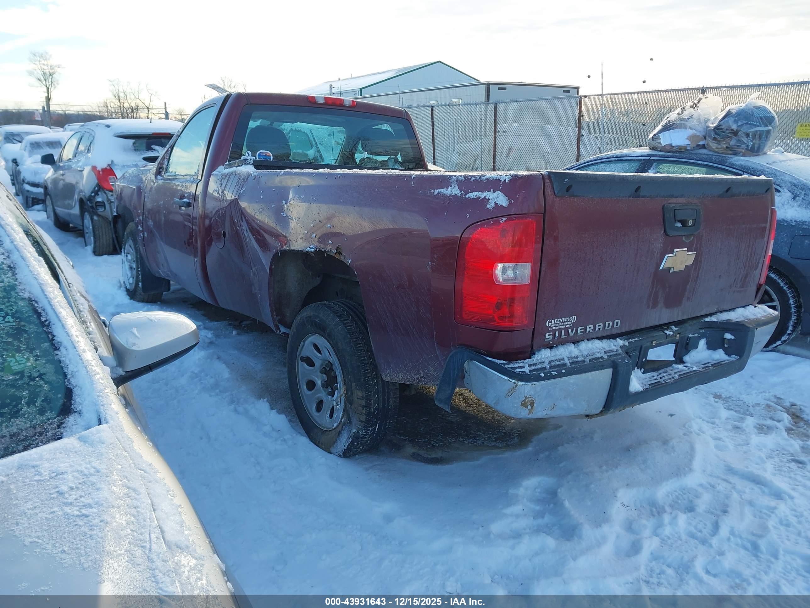 CHEVROLET SILVERADO image 3