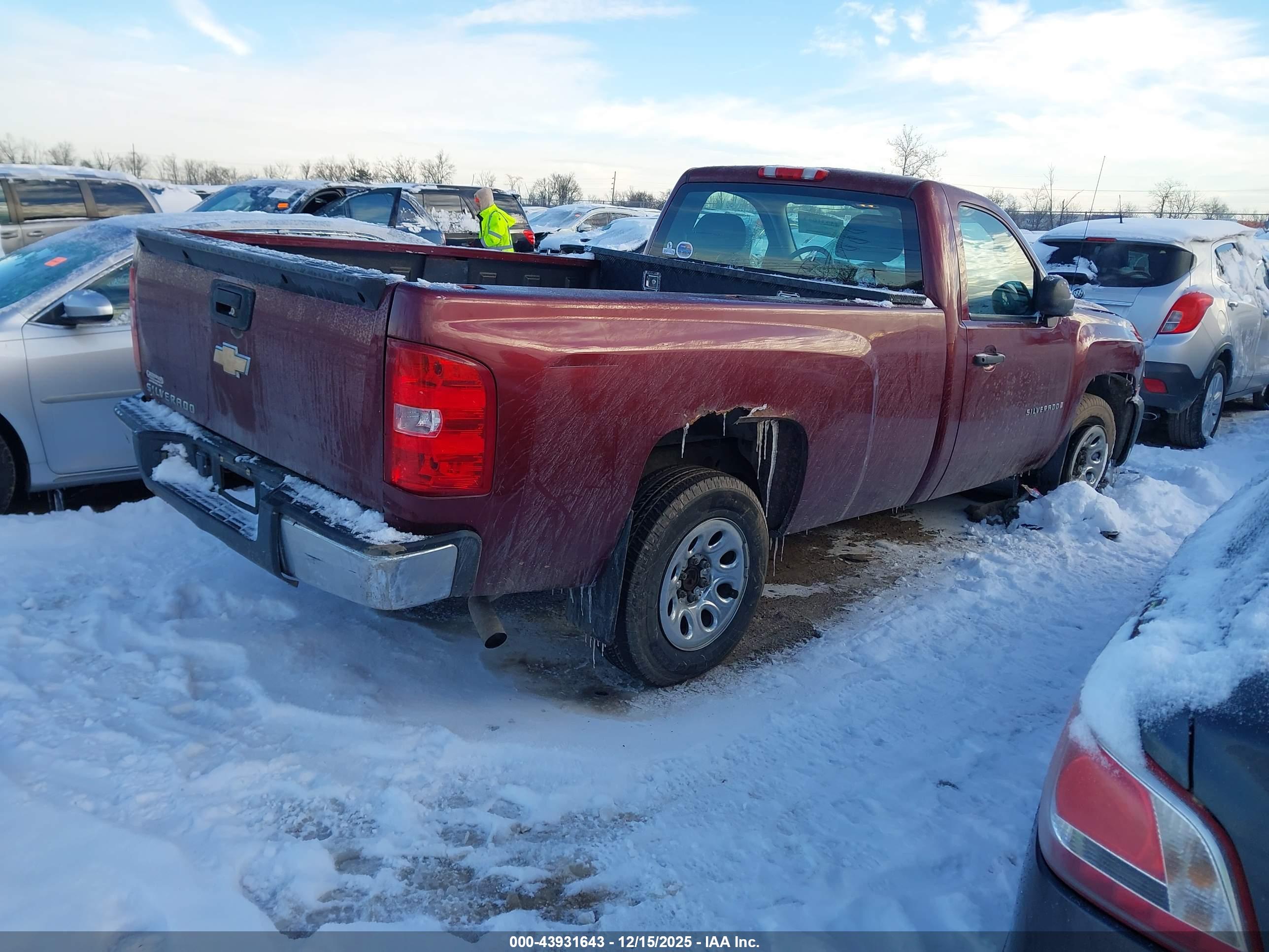 CHEVROLET SILVERADO image 4