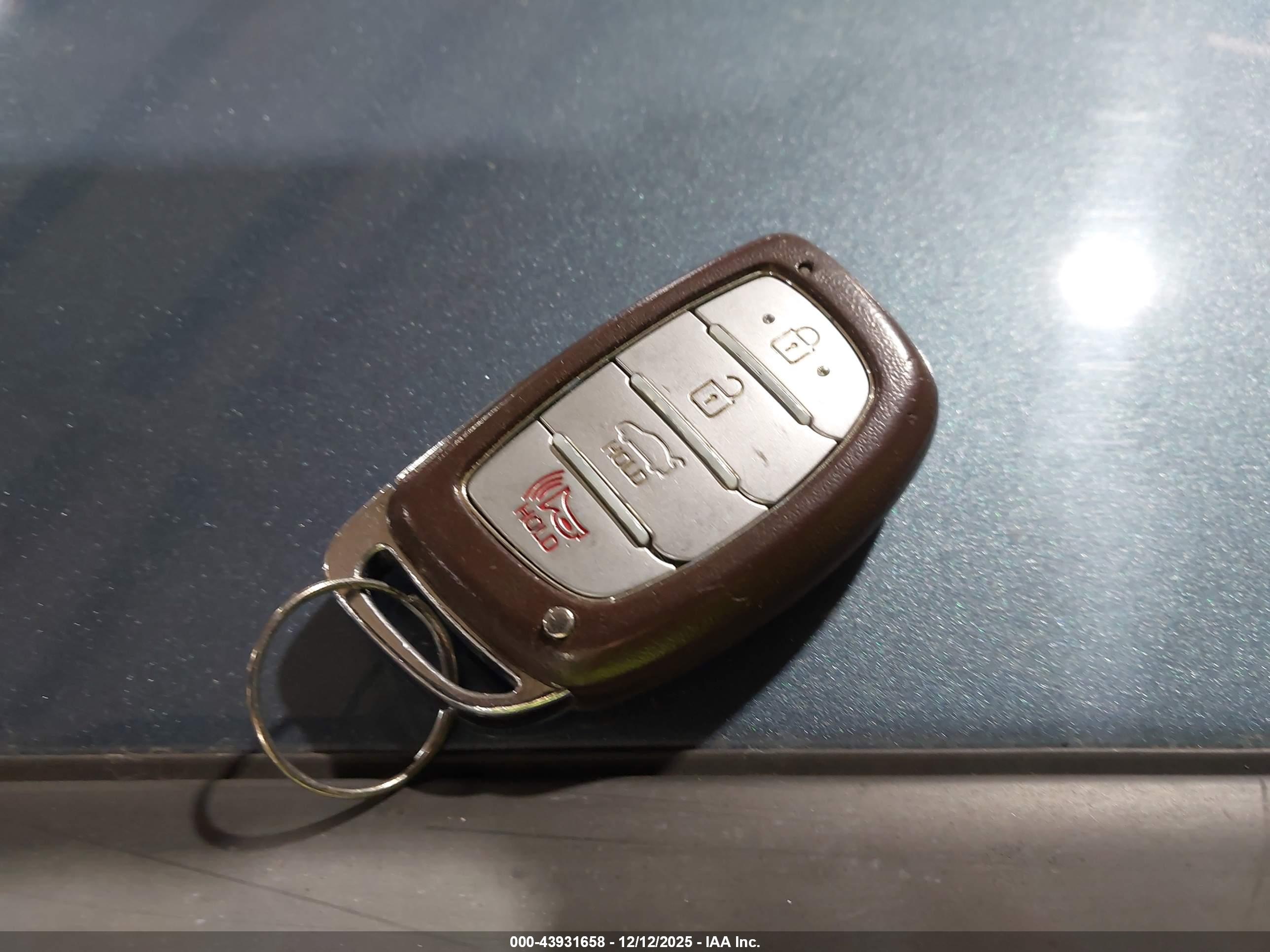 HYUNDAI SONATA image 11