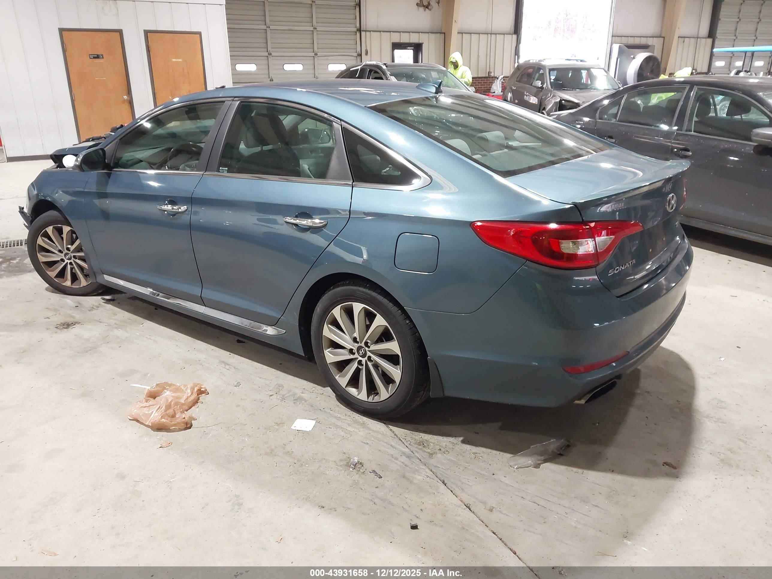 HYUNDAI SONATA image 3