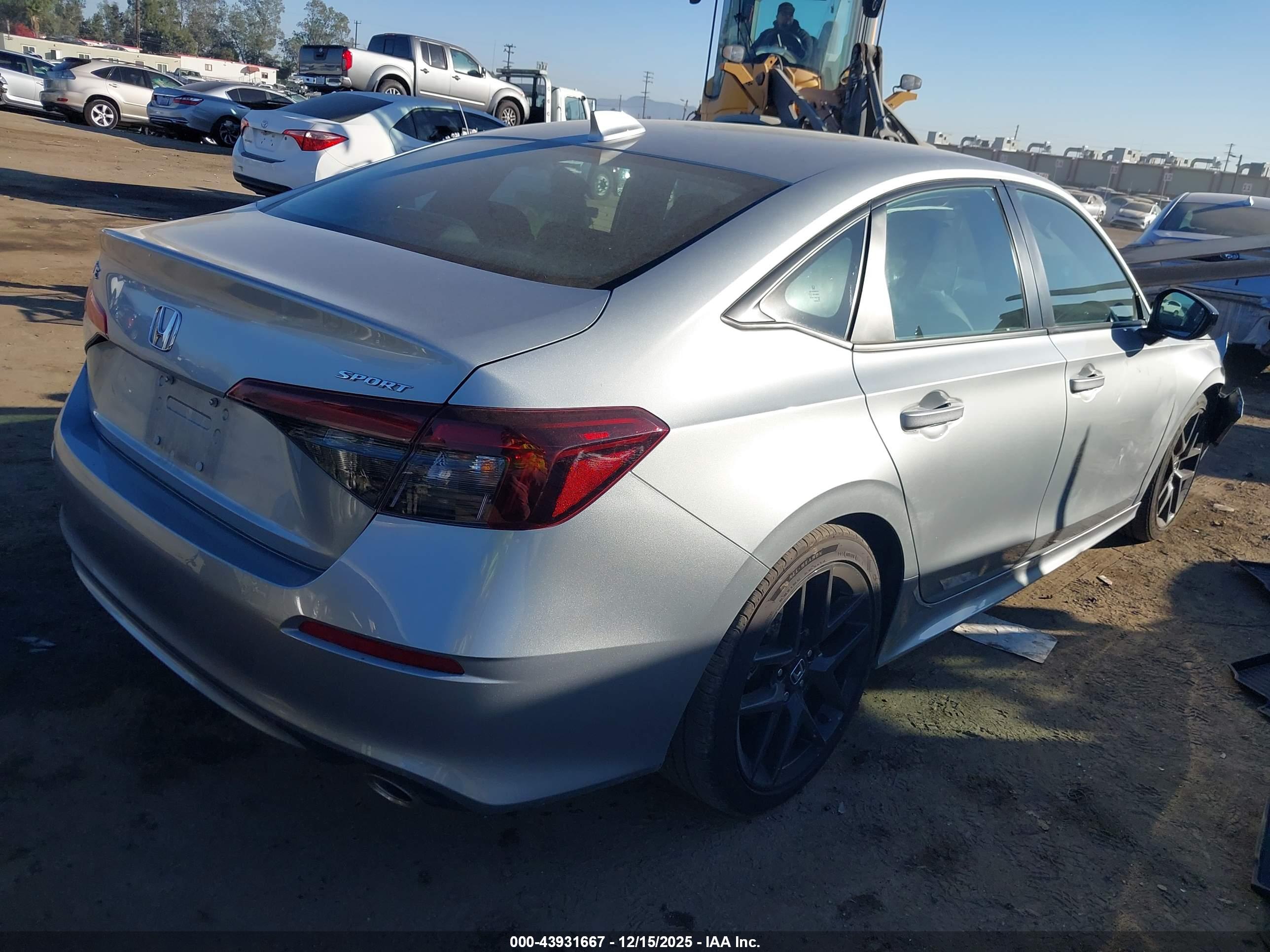 HONDA CIVIC image 4