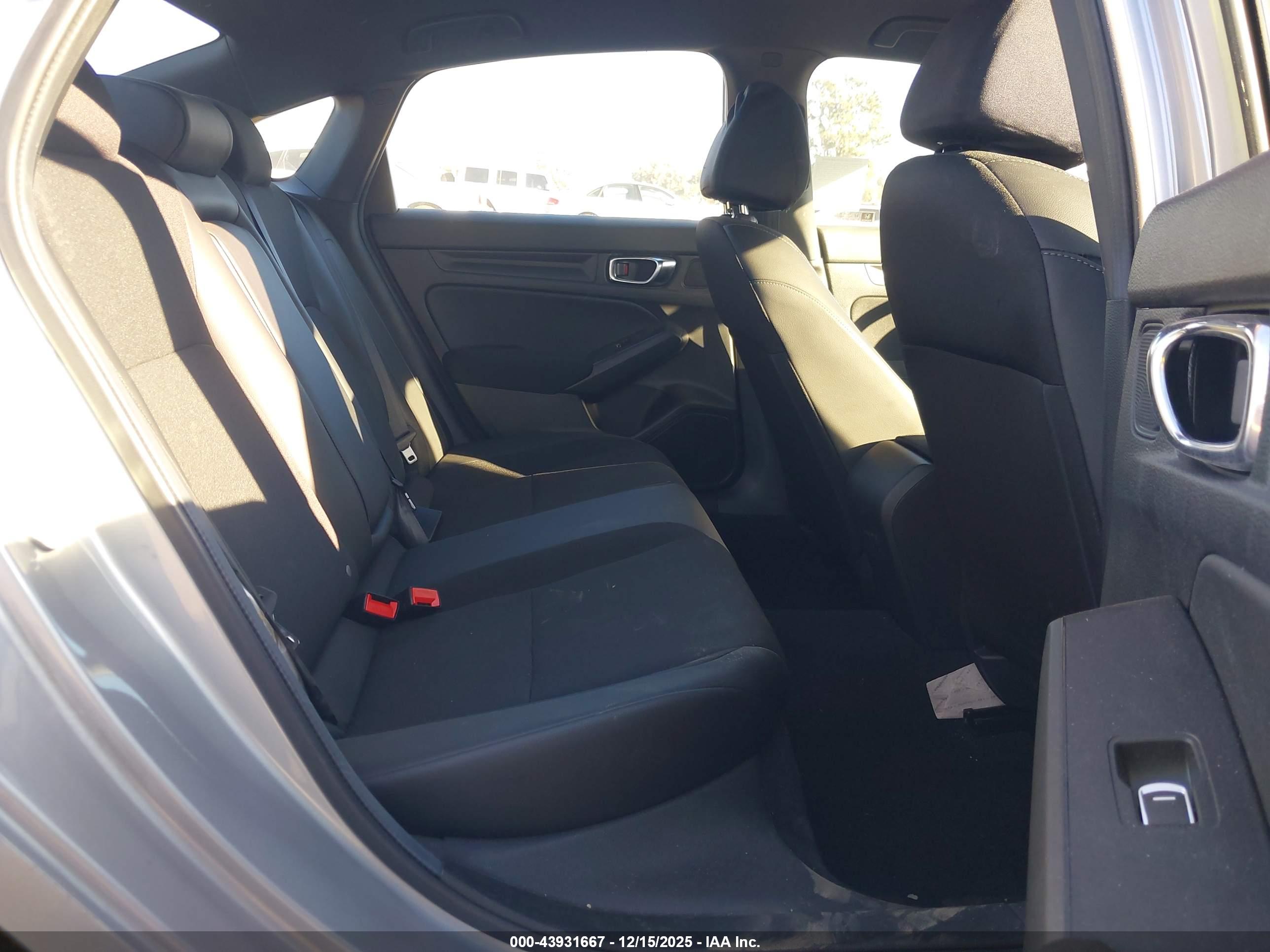 HONDA CIVIC image 8