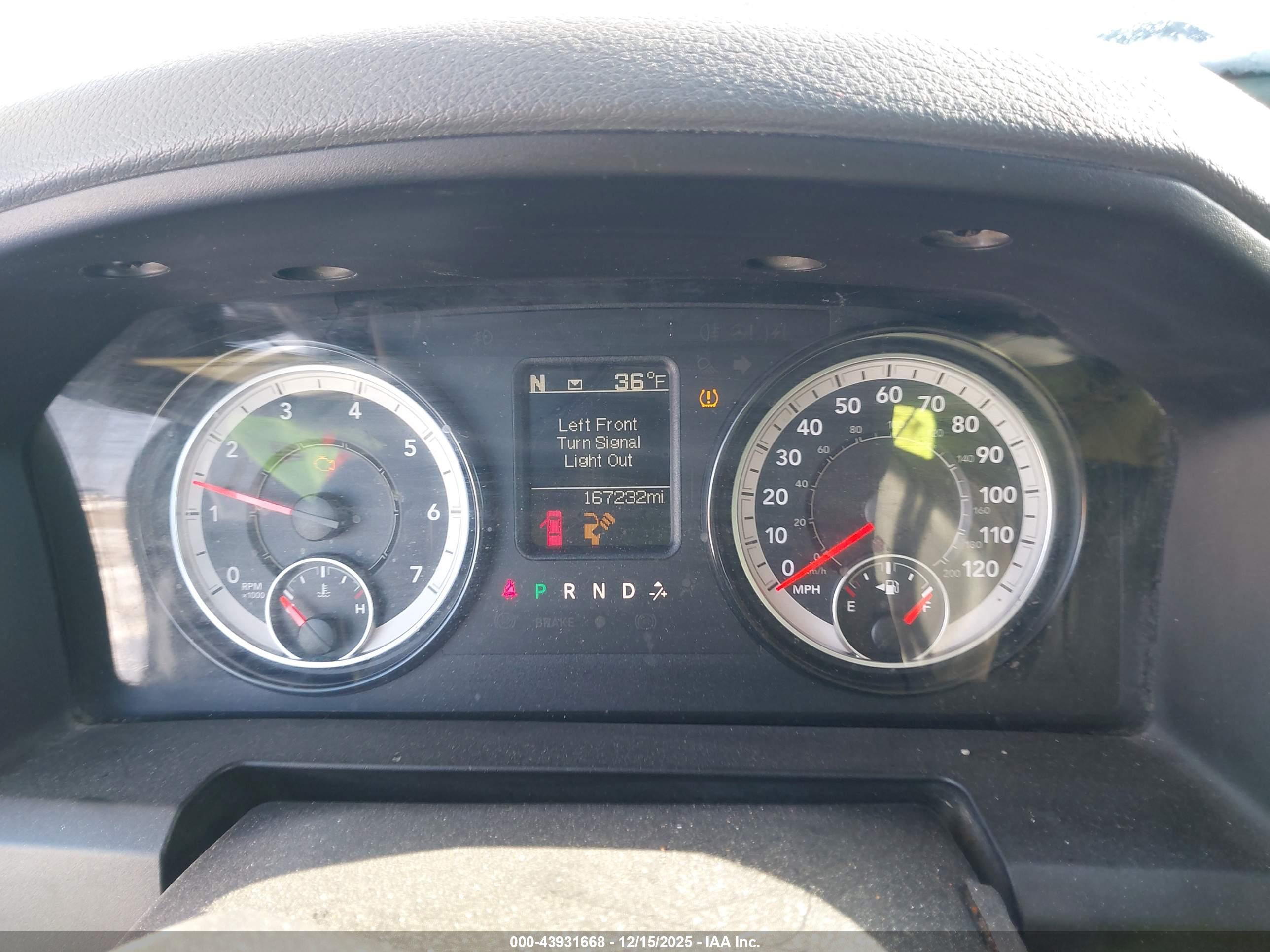 RAM 2500 image 7