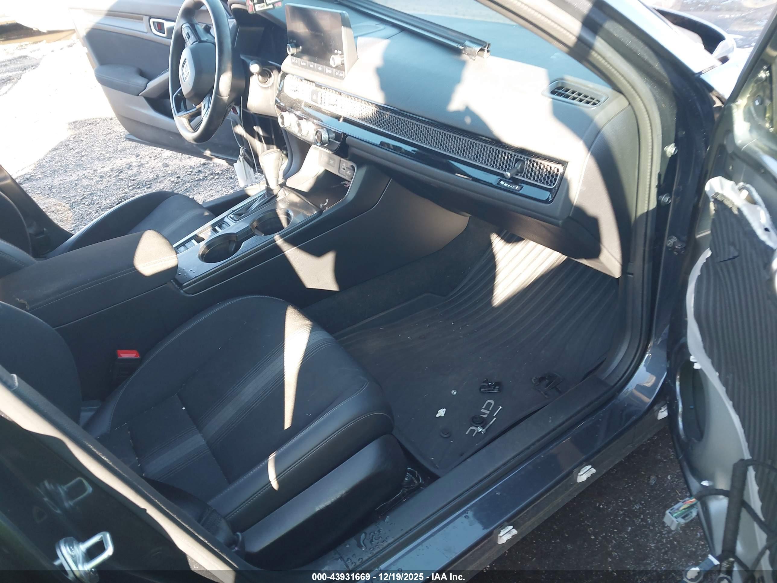 HONDA CIVIC image 5