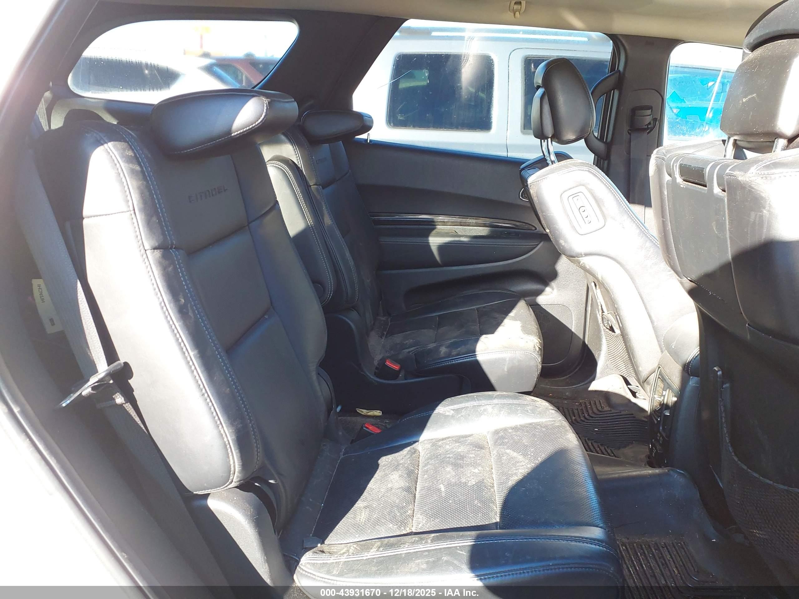 DODGE DURANGO image 8