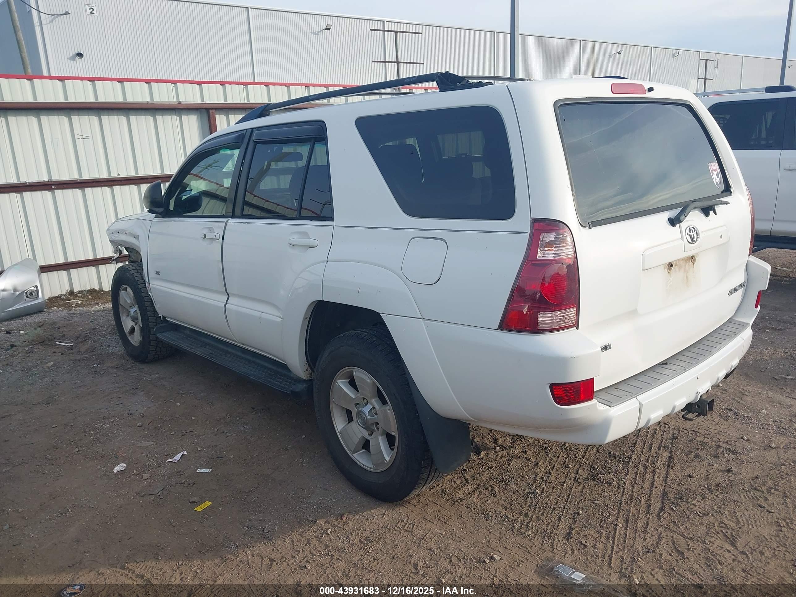 TOYOTA 4RUNNER image 3