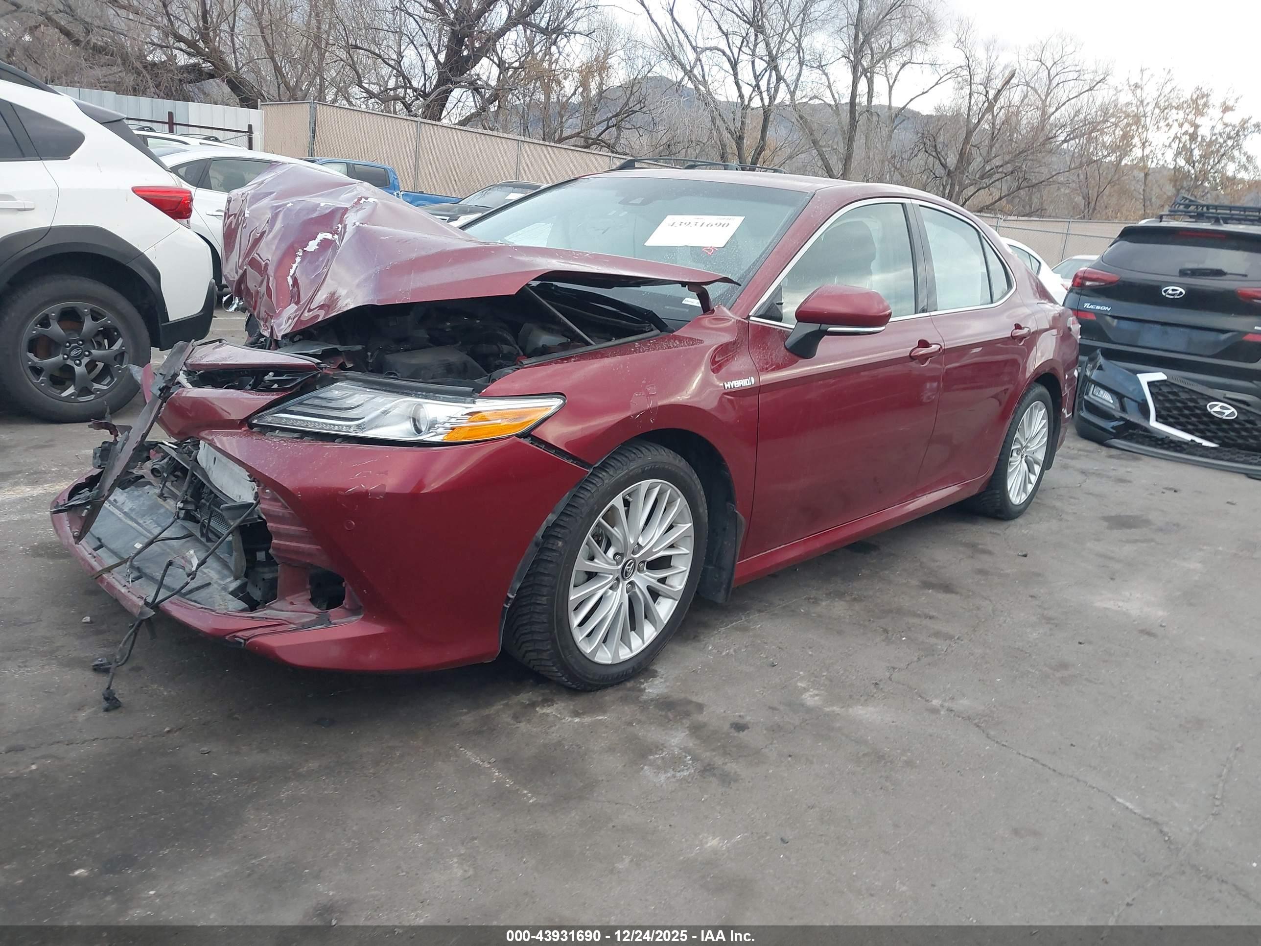 TOYOTA CAMRY image 2