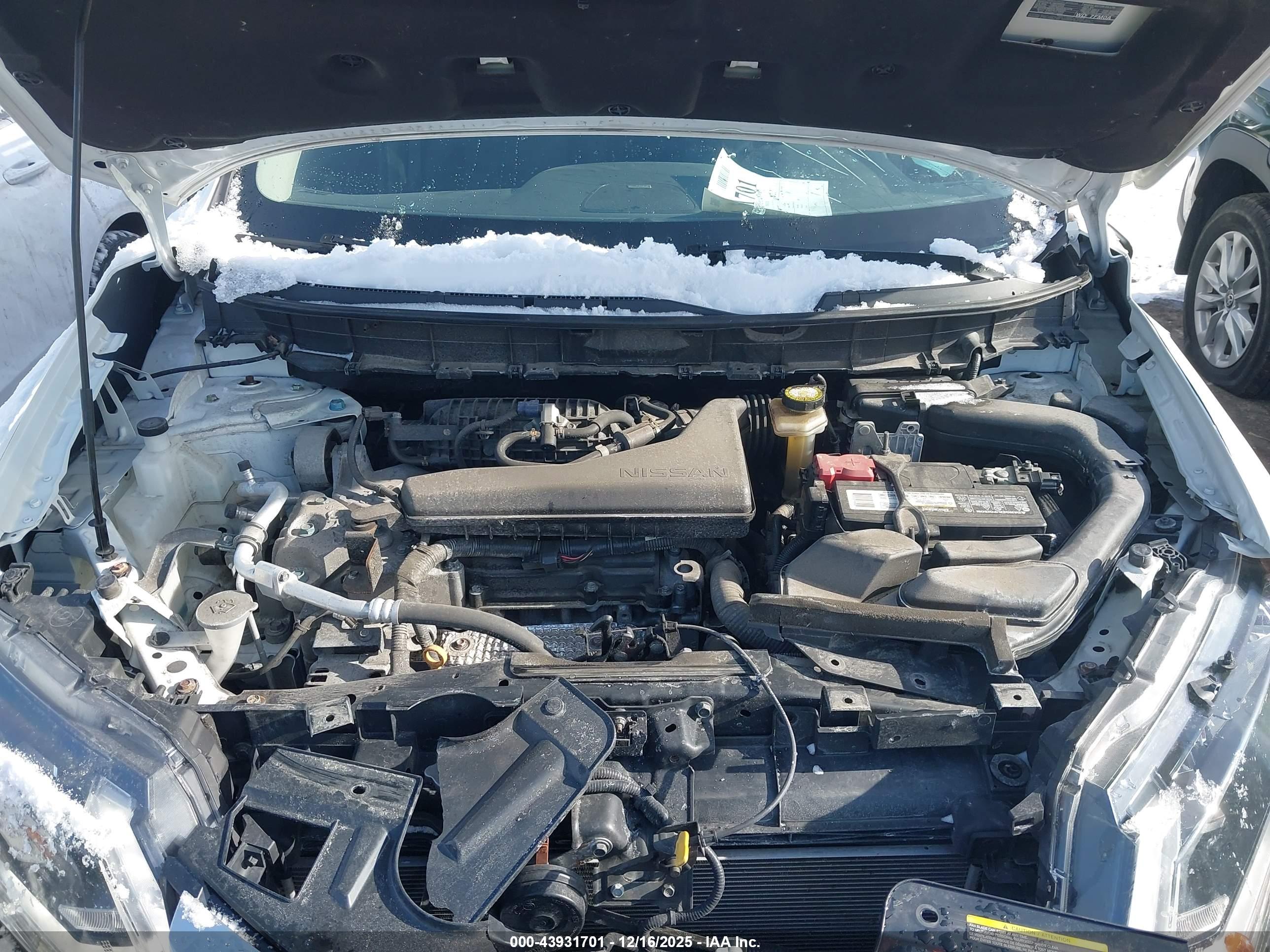 NISSAN ROGUE image 10