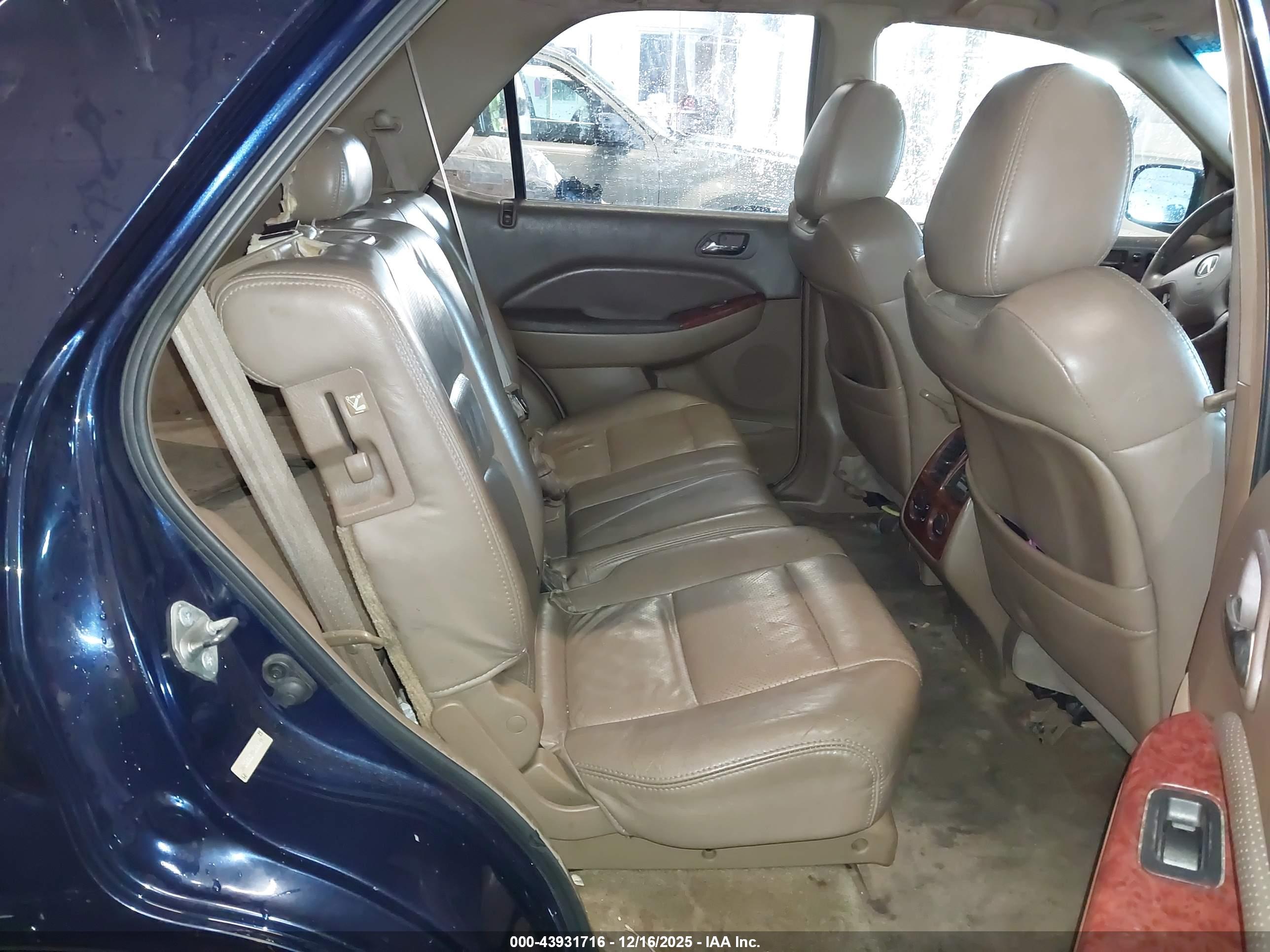 ACURA MDX image 8