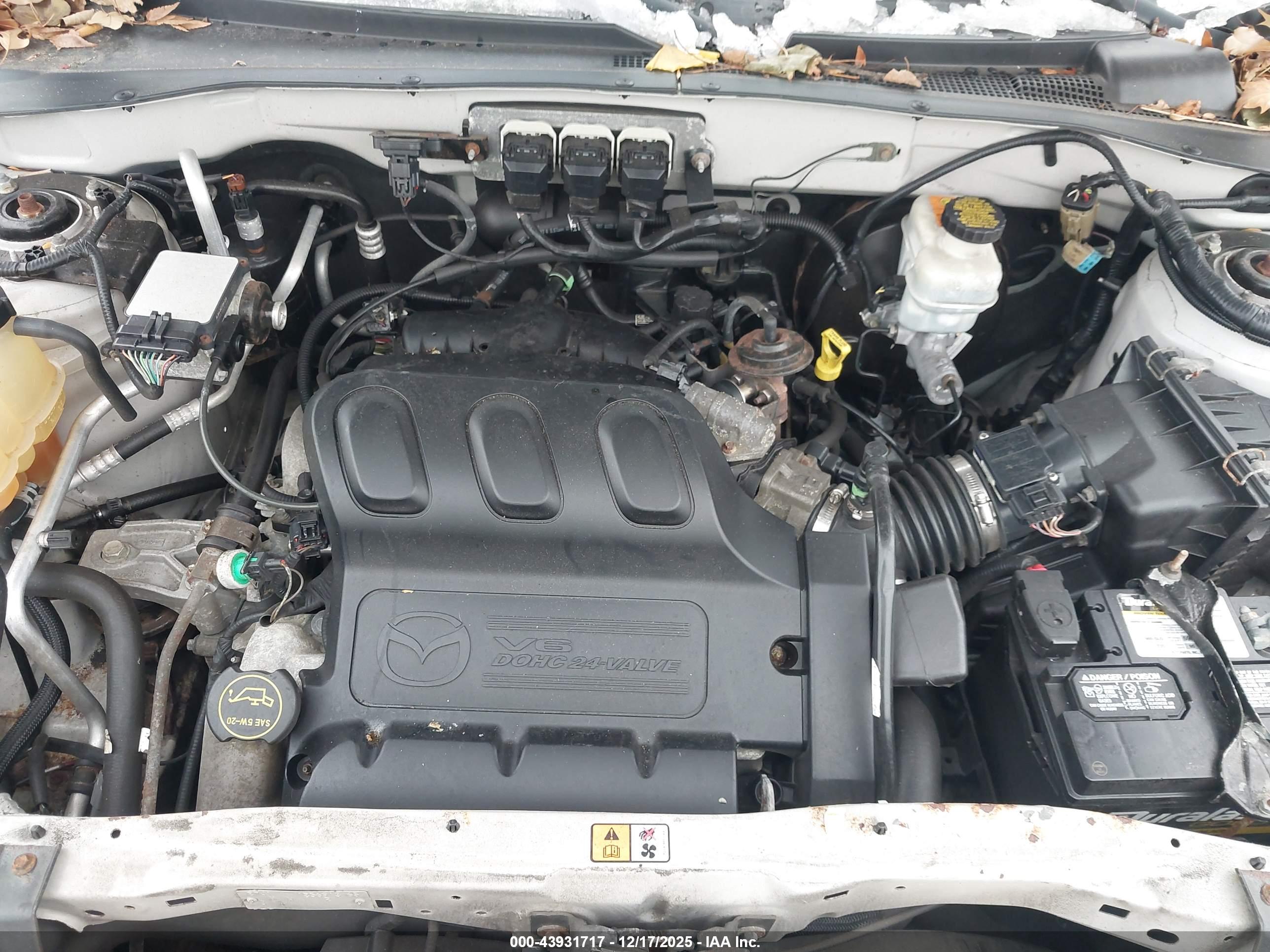 MAZDA TRIBUTE image 10