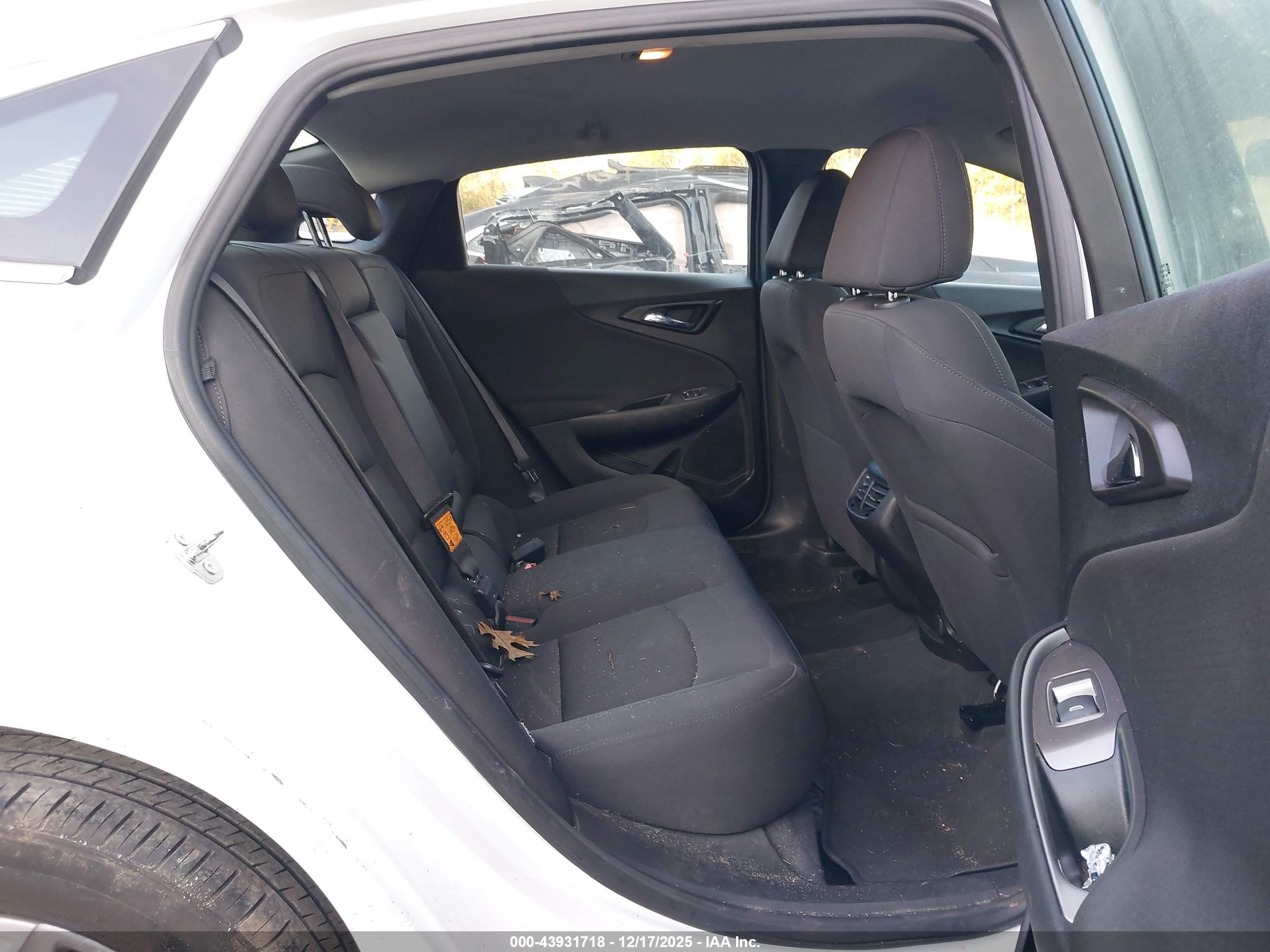 CHEVROLET MALIBU image 8
