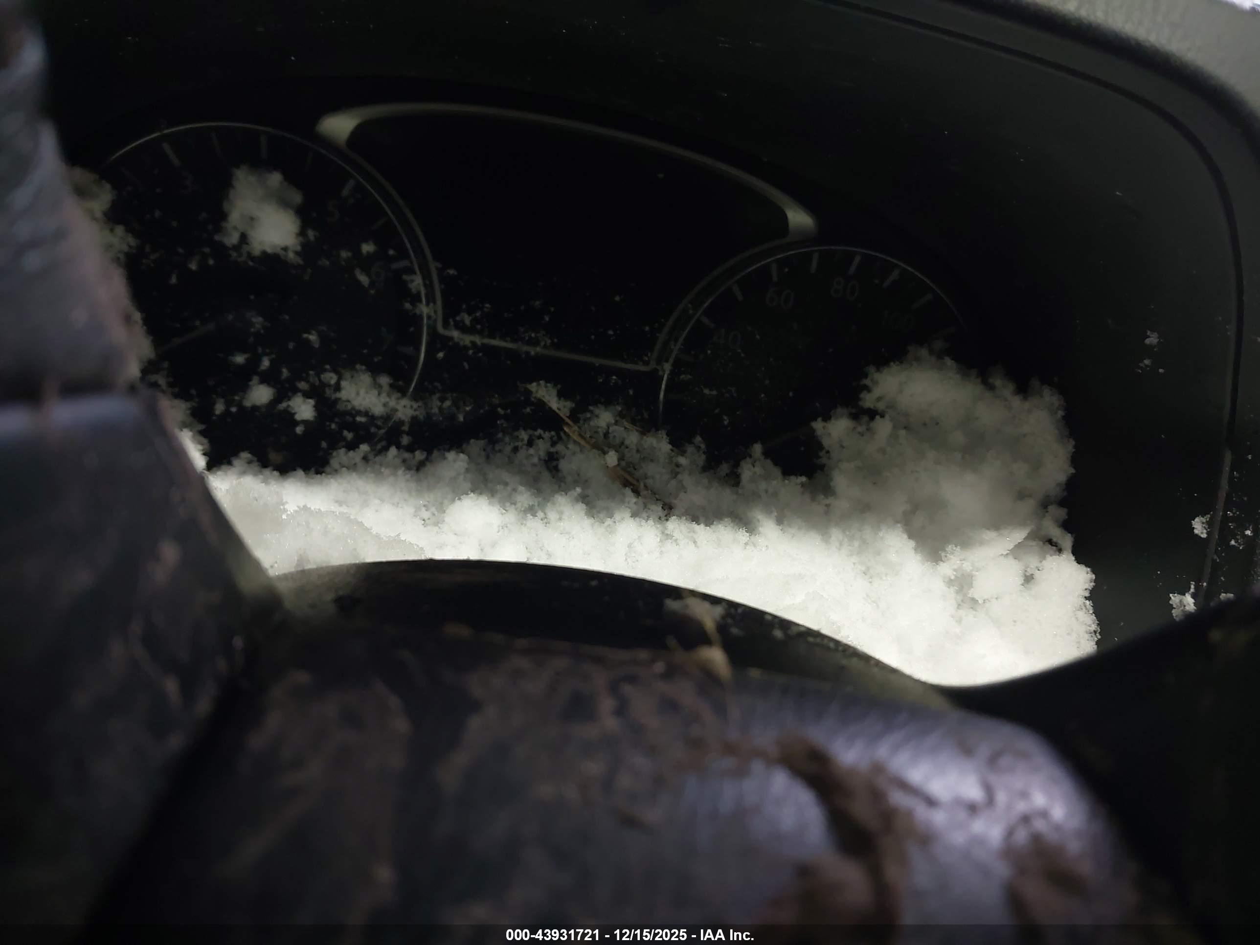 NISSAN PATHFINDER image 7