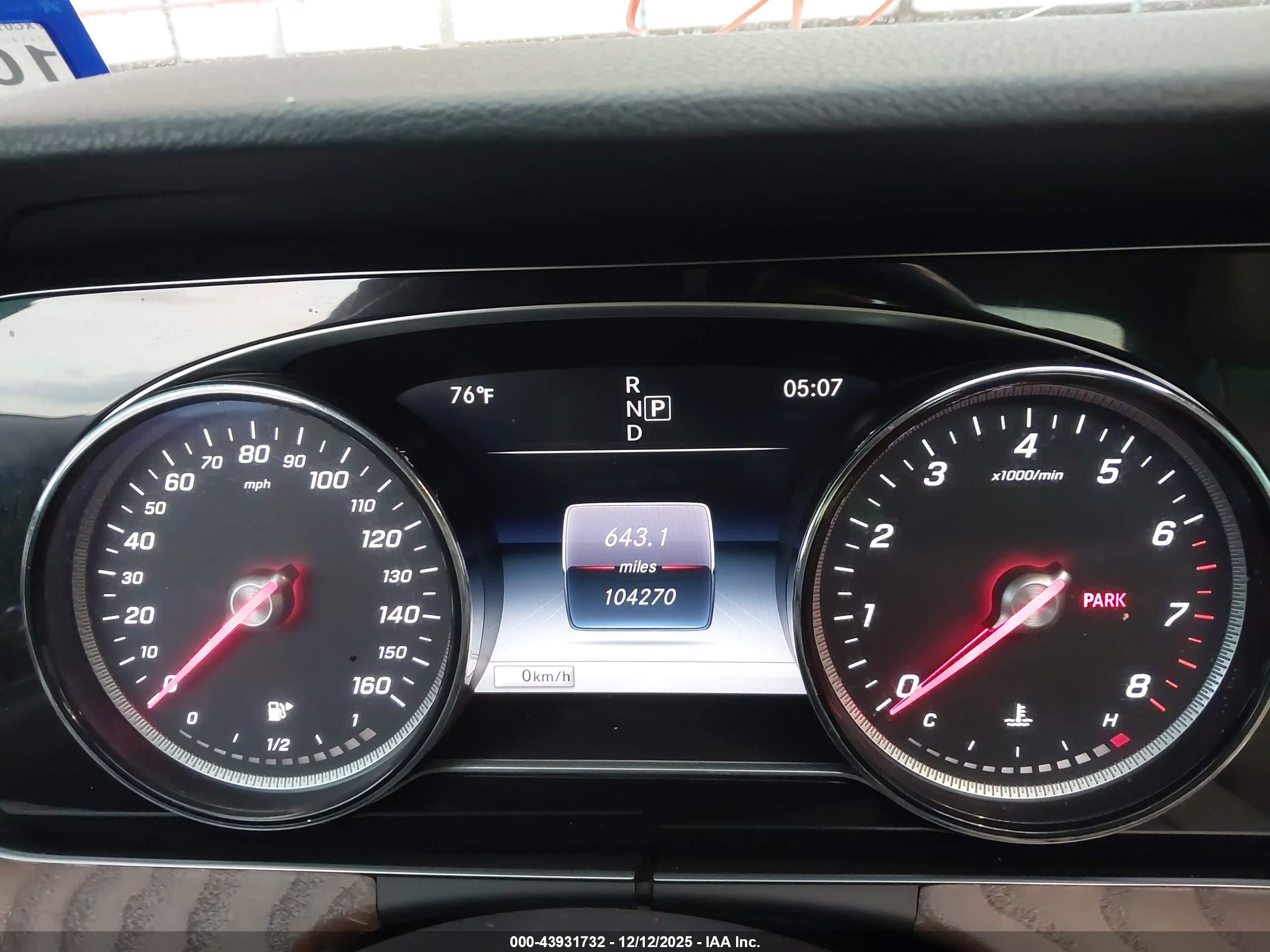 MERCEDES-BENZ E image 7