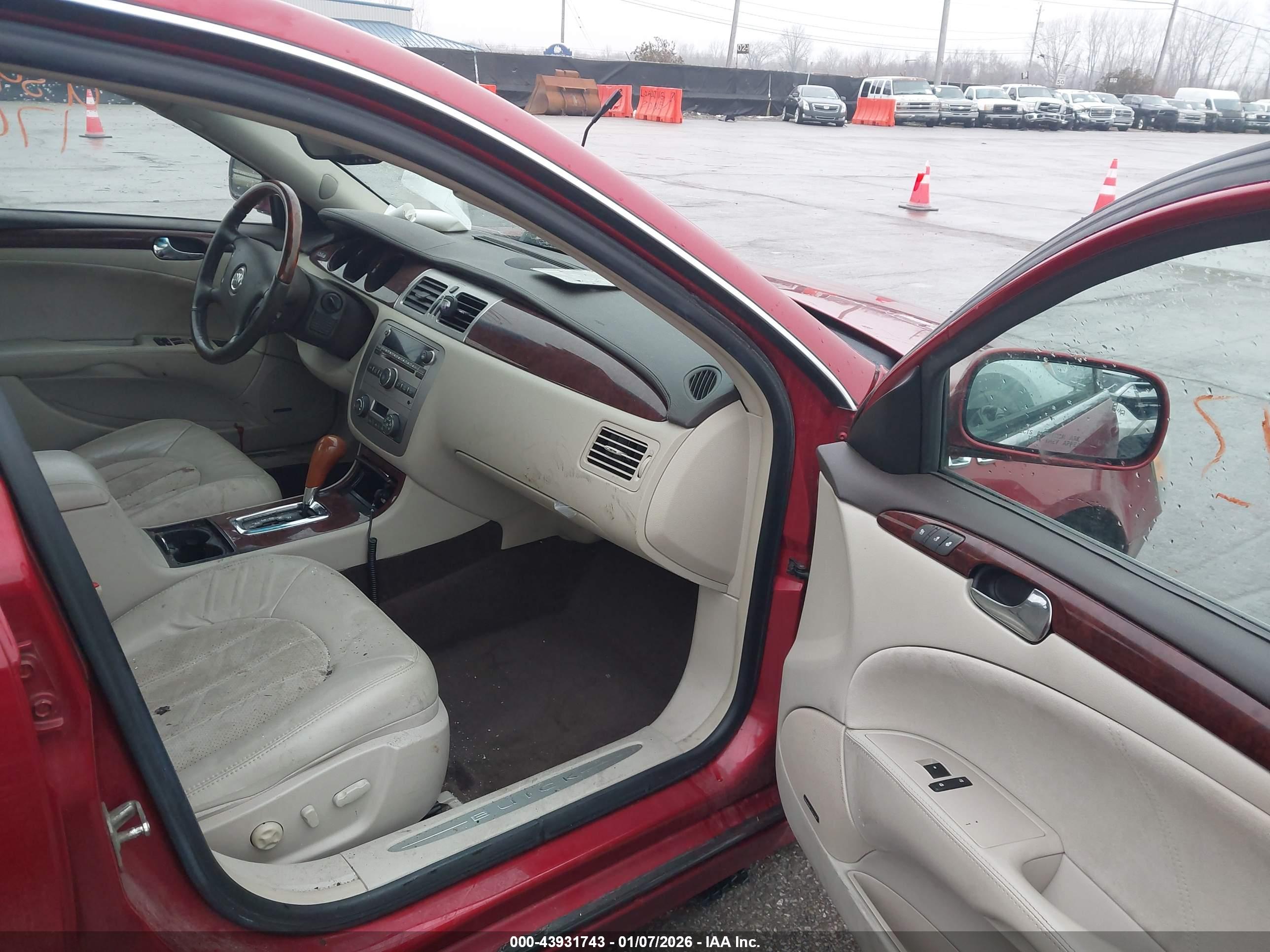 BUICK LUCERNE image 5