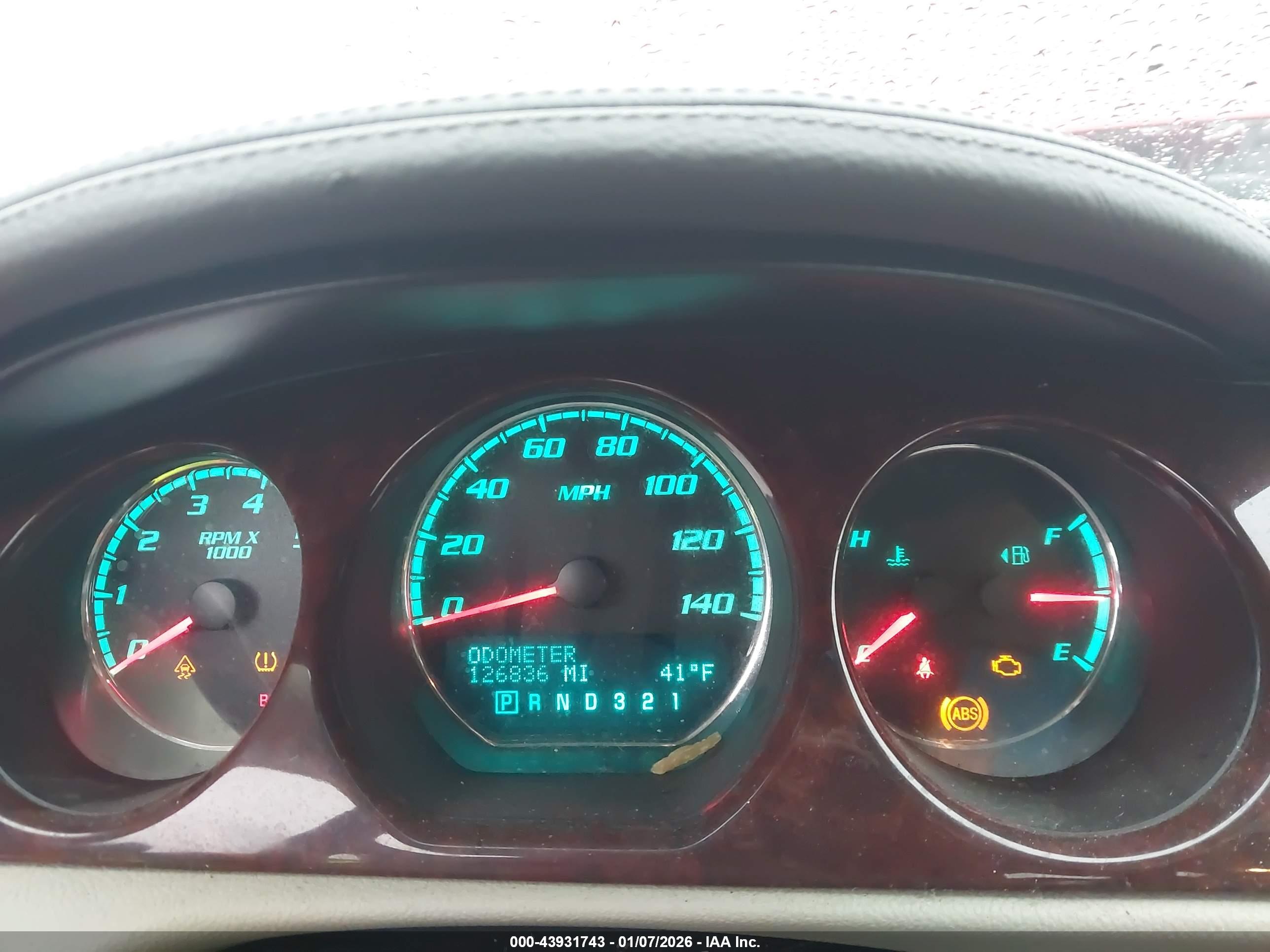 BUICK LUCERNE image 7
