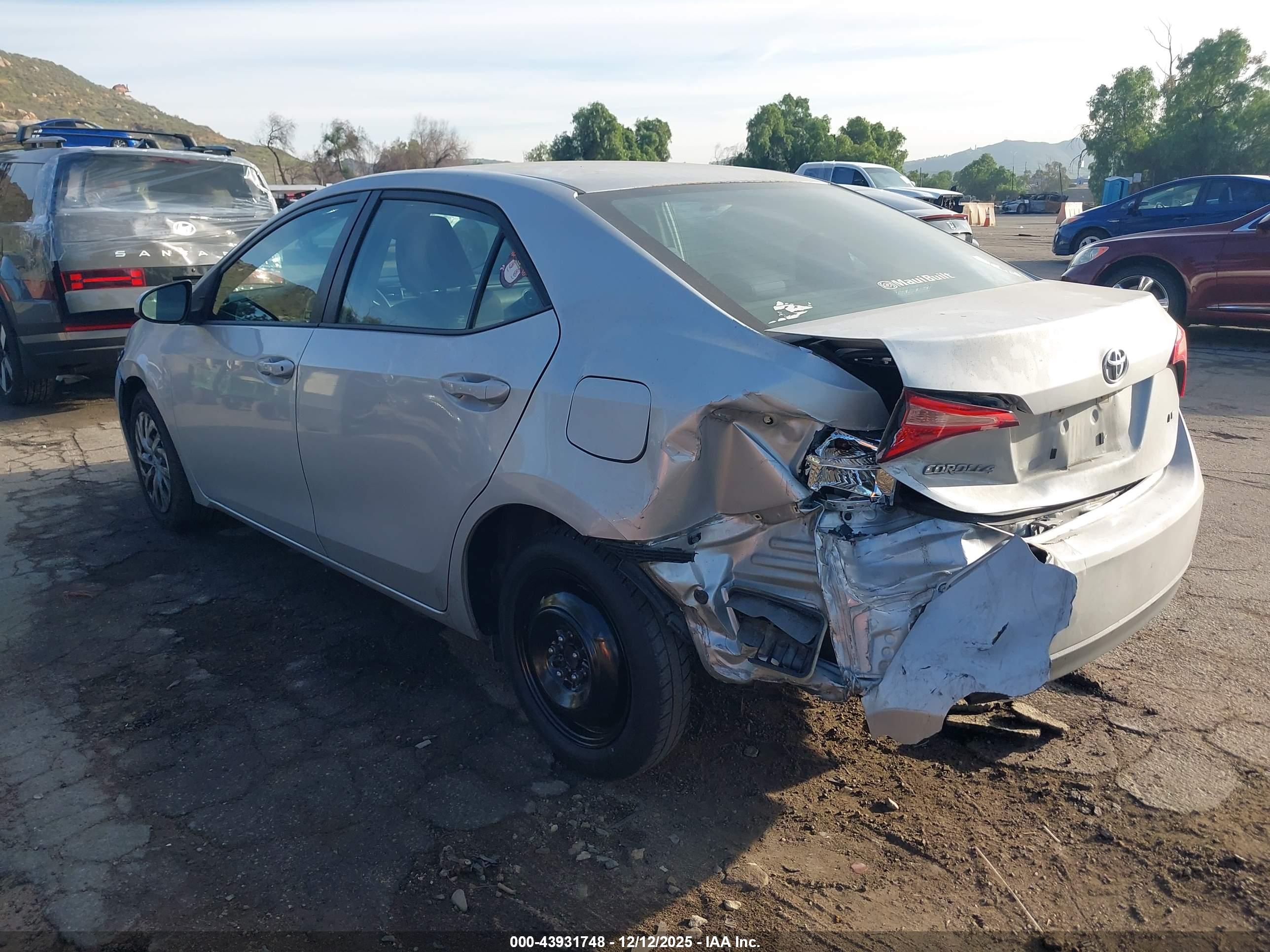 TOYOTA COROLLA image 3
