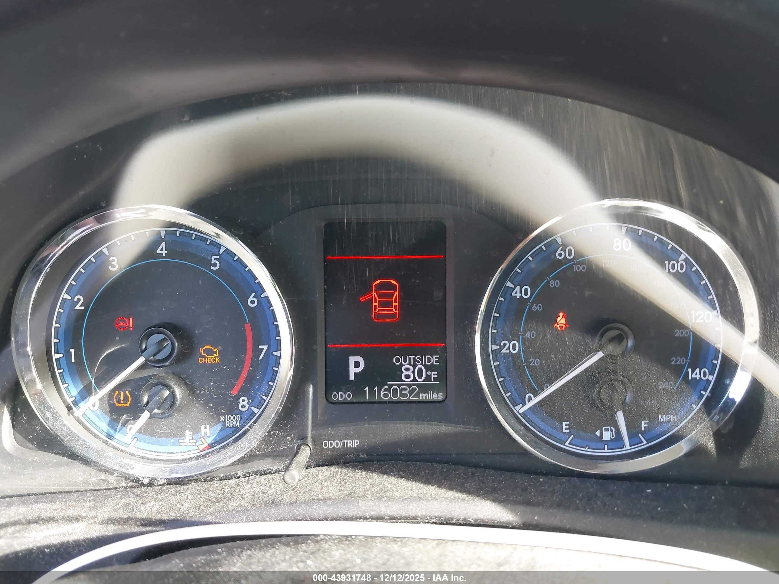 TOYOTA COROLLA image 7