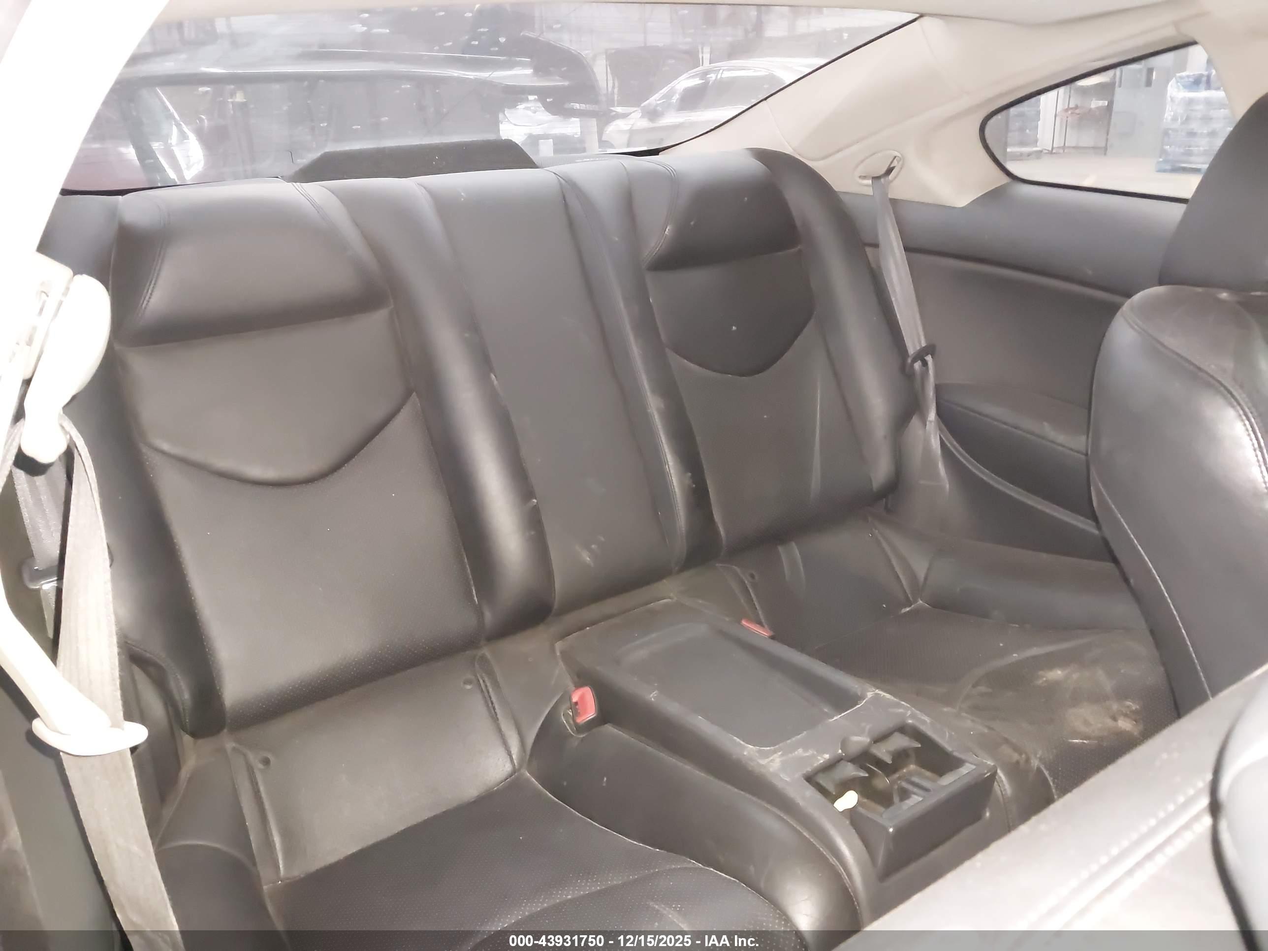 INFINITI G37 image 8