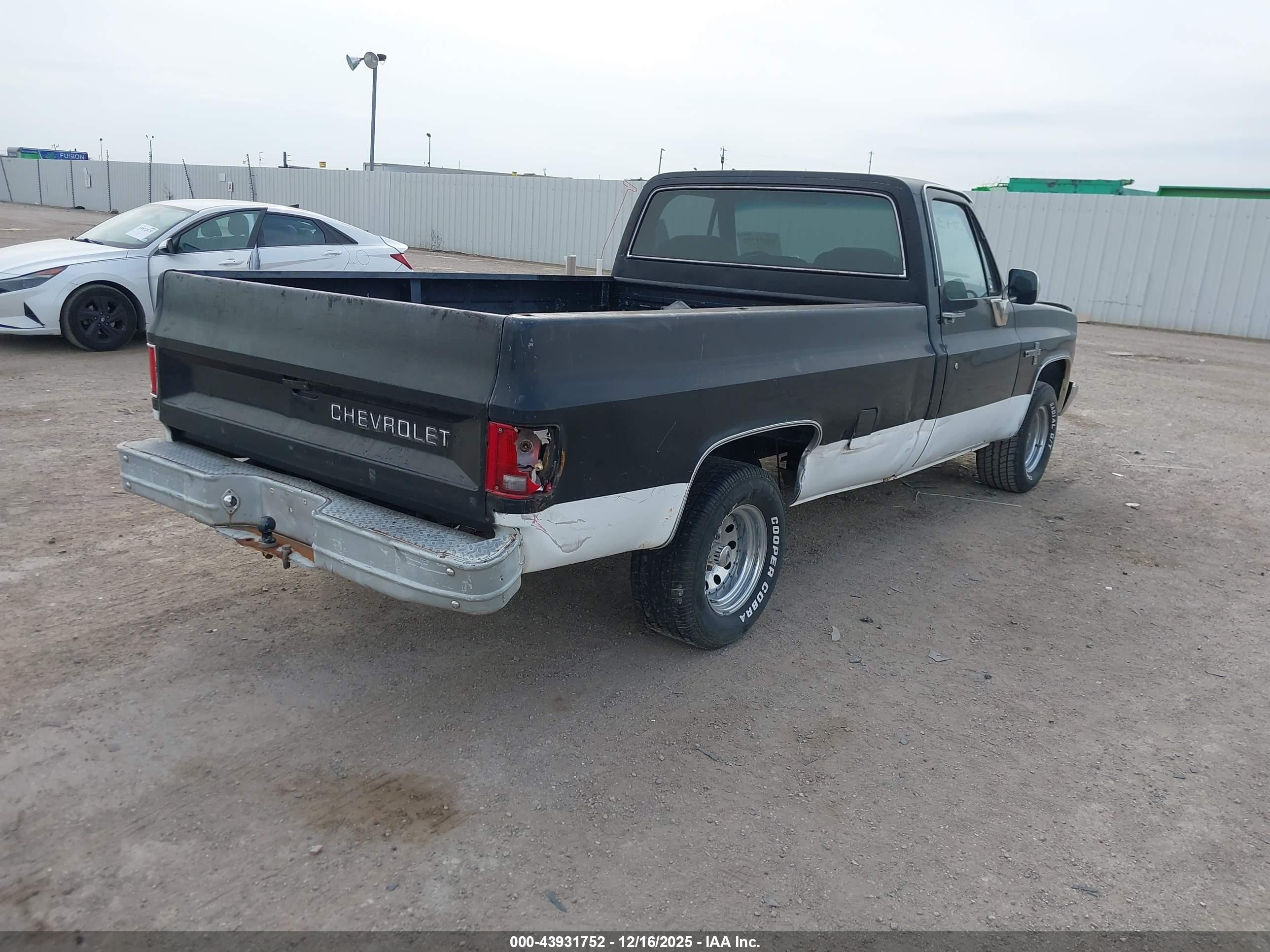 CHEVROLET C10 image 4