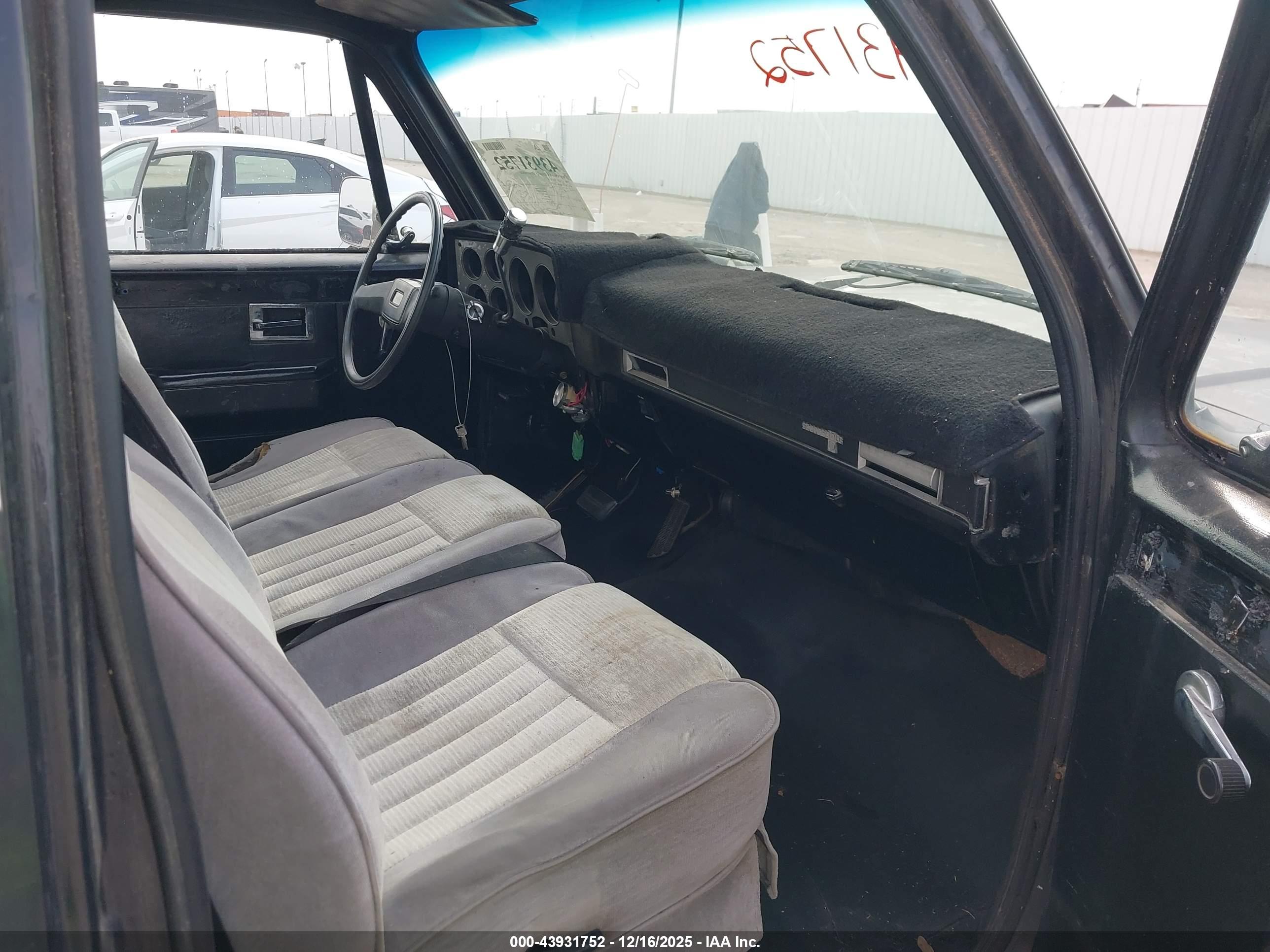 CHEVROLET C10 image 5