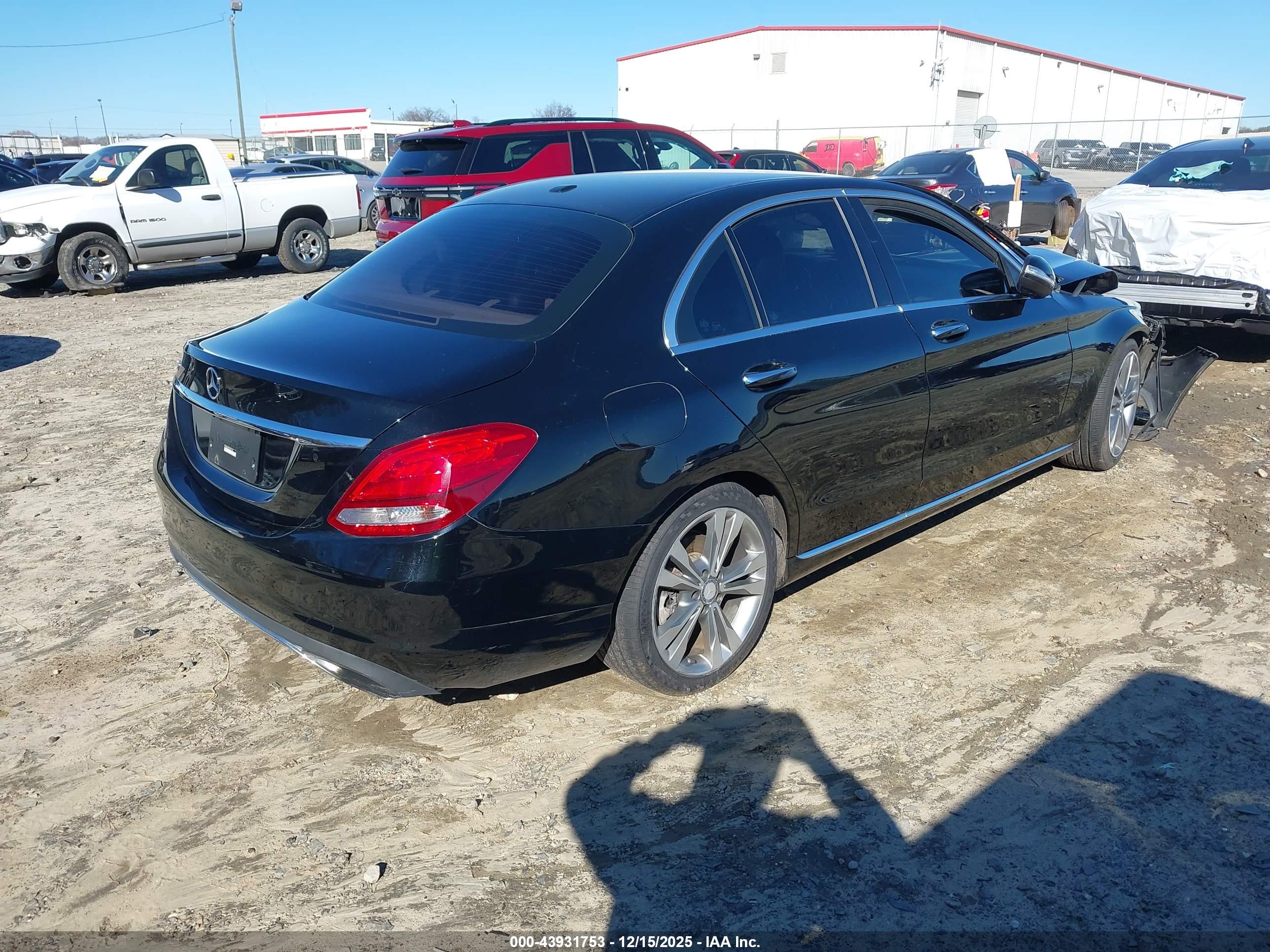 MERCEDES-BENZ C image 4