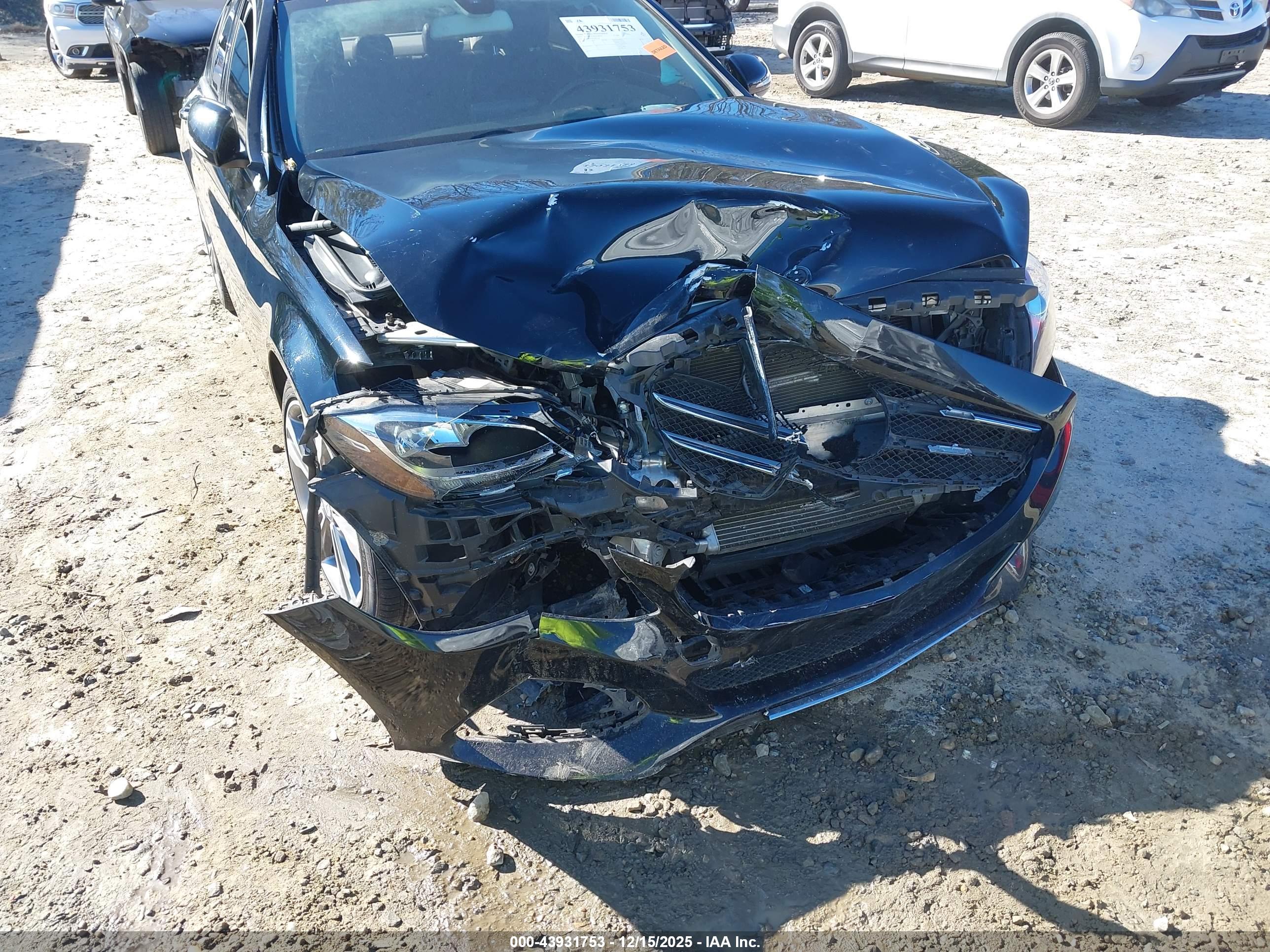 MERCEDES-BENZ C image 6