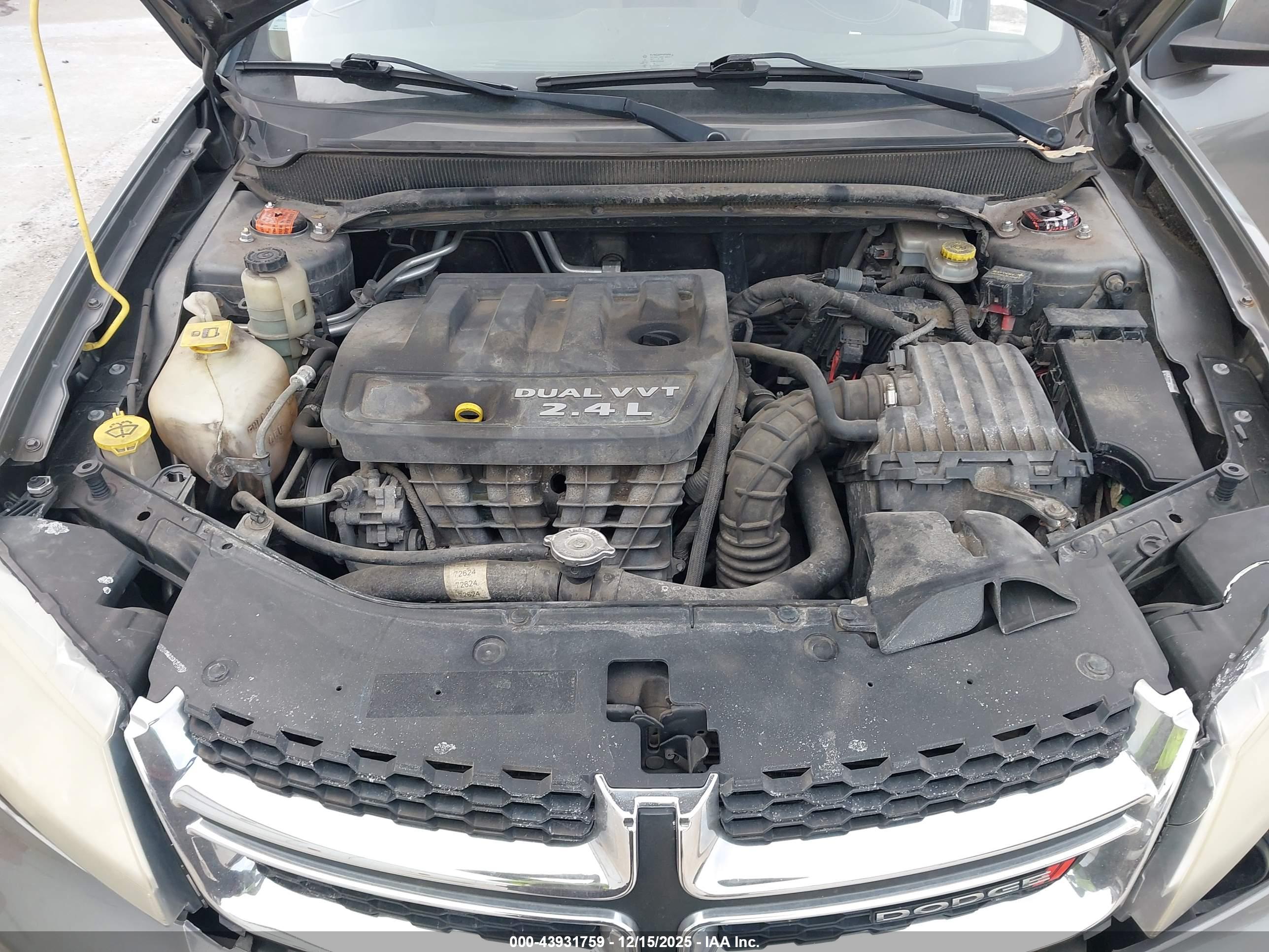 DODGE AVENGER image 10