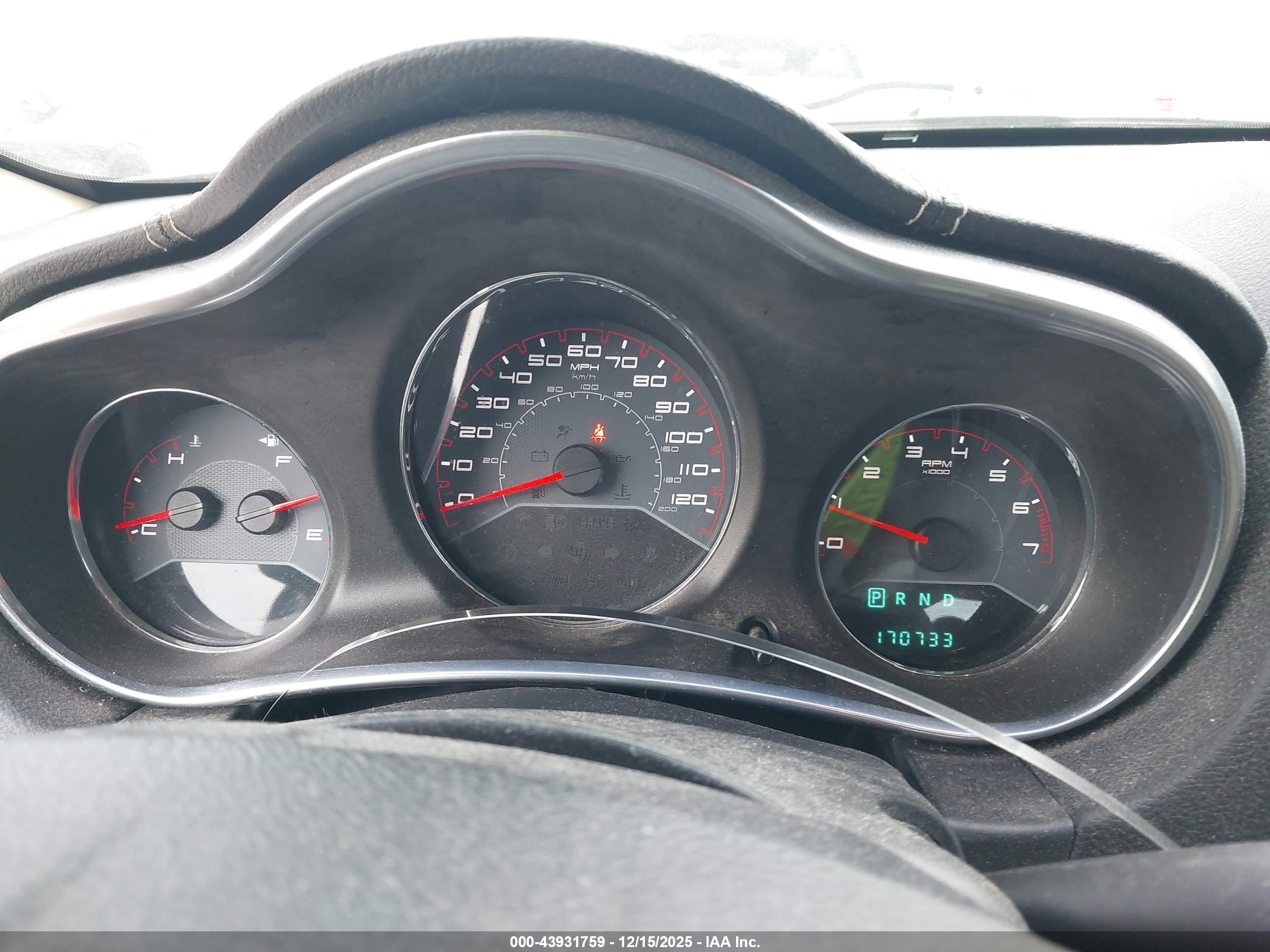 DODGE AVENGER image 7