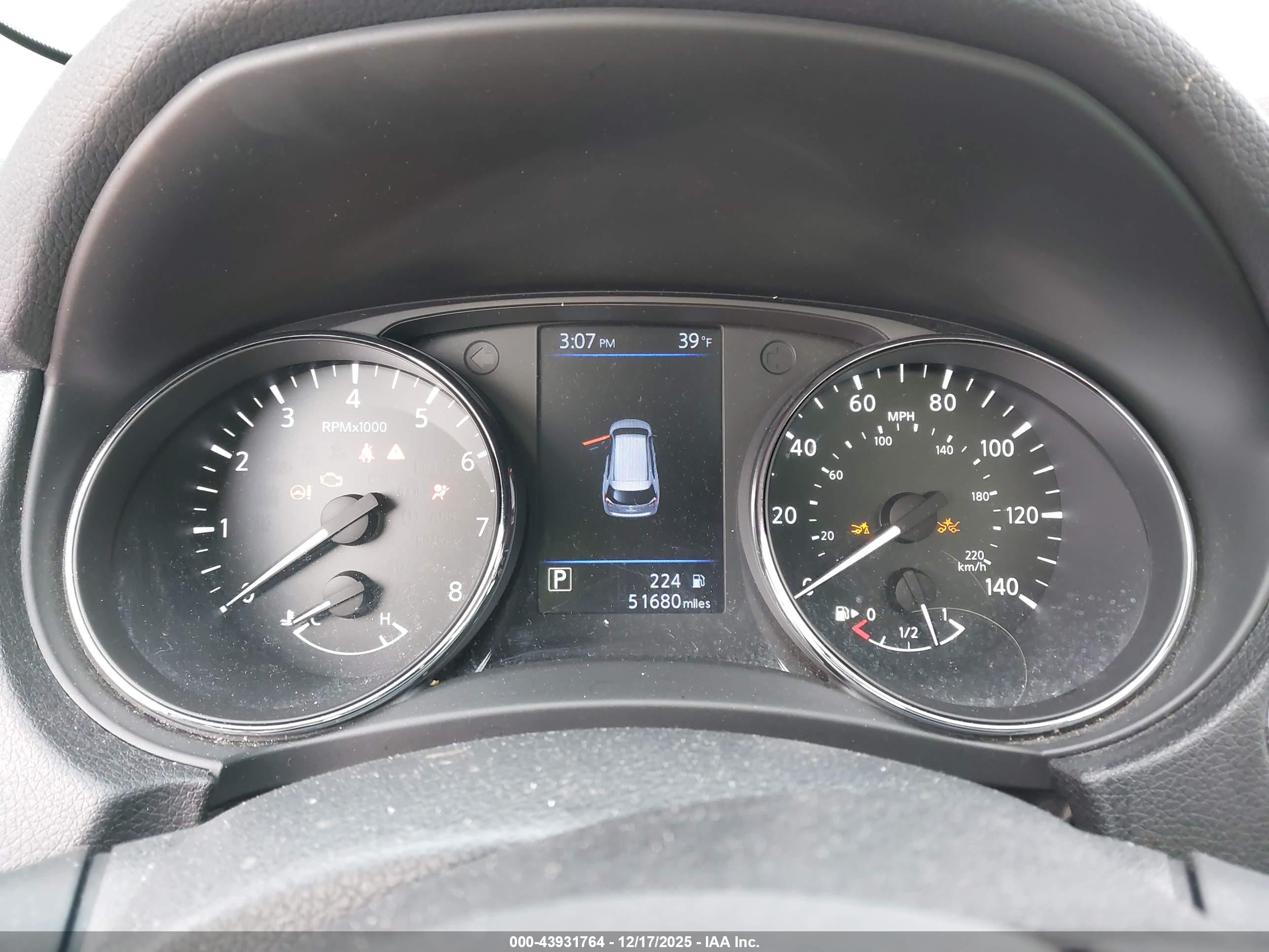NISSAN ROGUE image 7