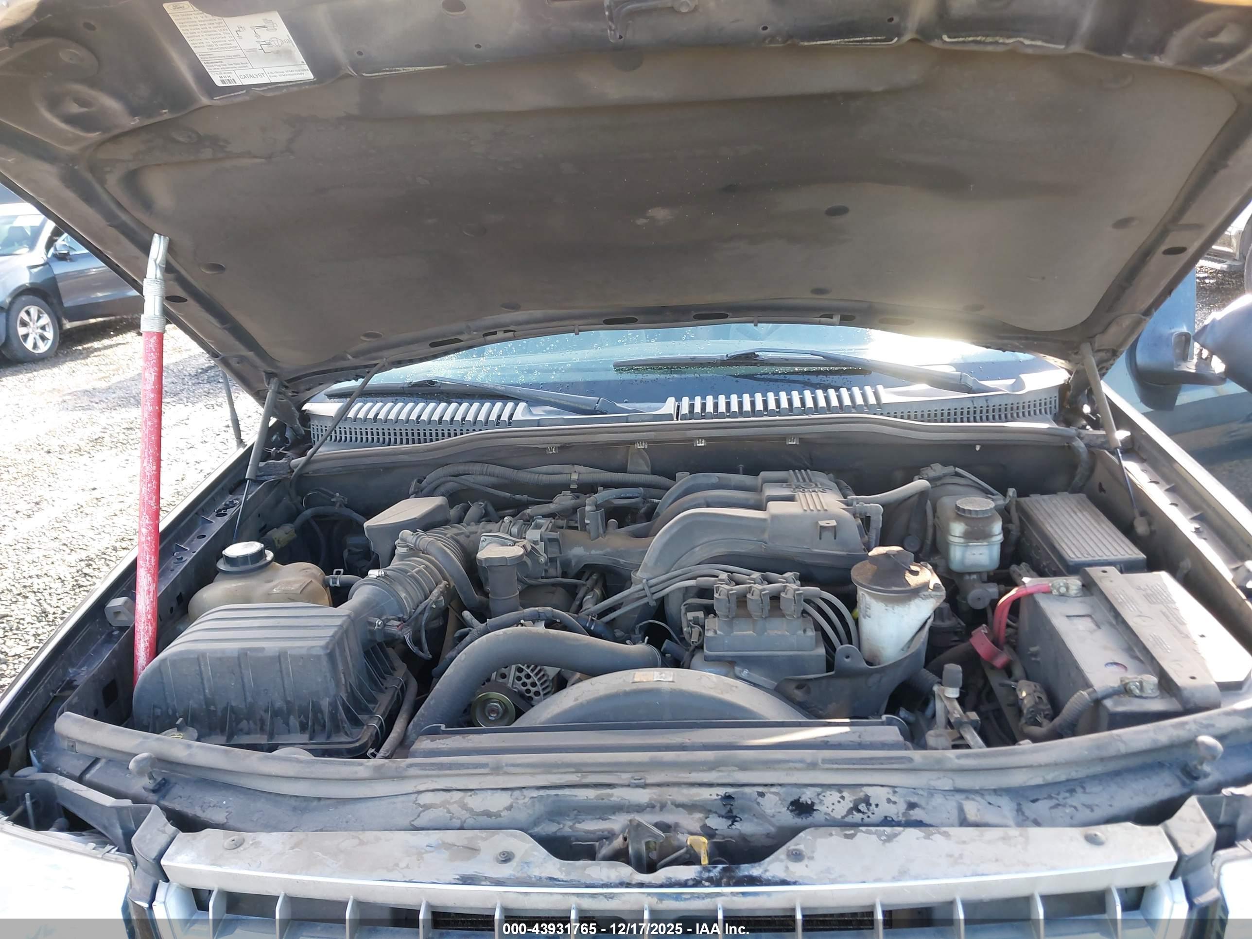 FORD EXPLORER image 10