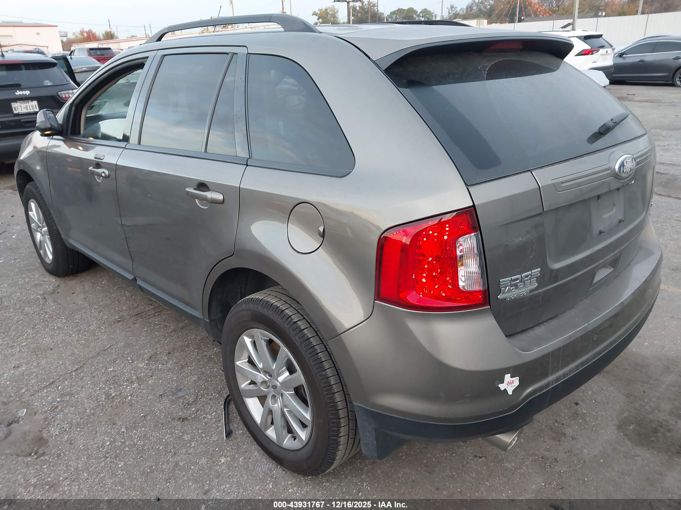 FORD EDGE image 3