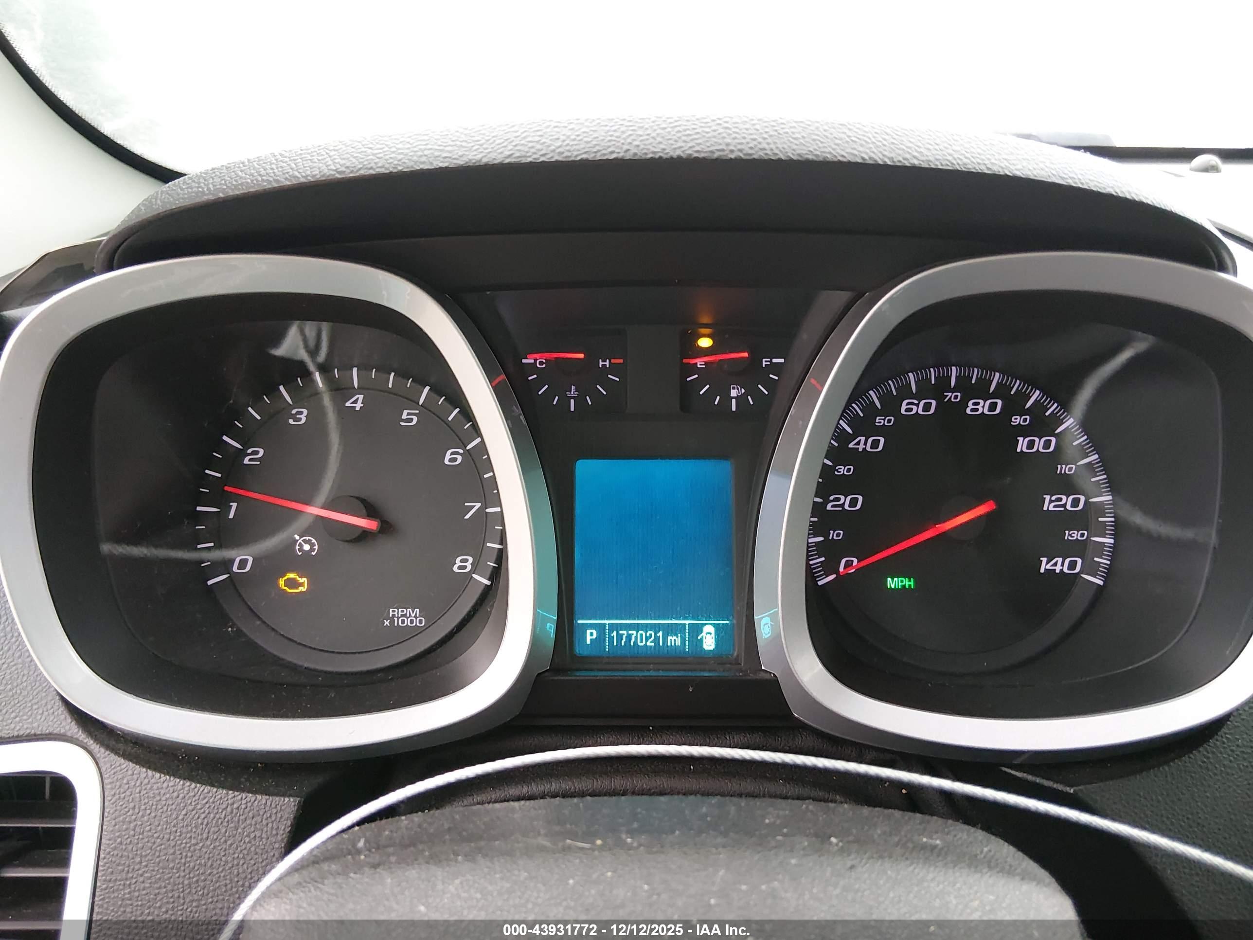 CHEVROLET EQUINOX image 7