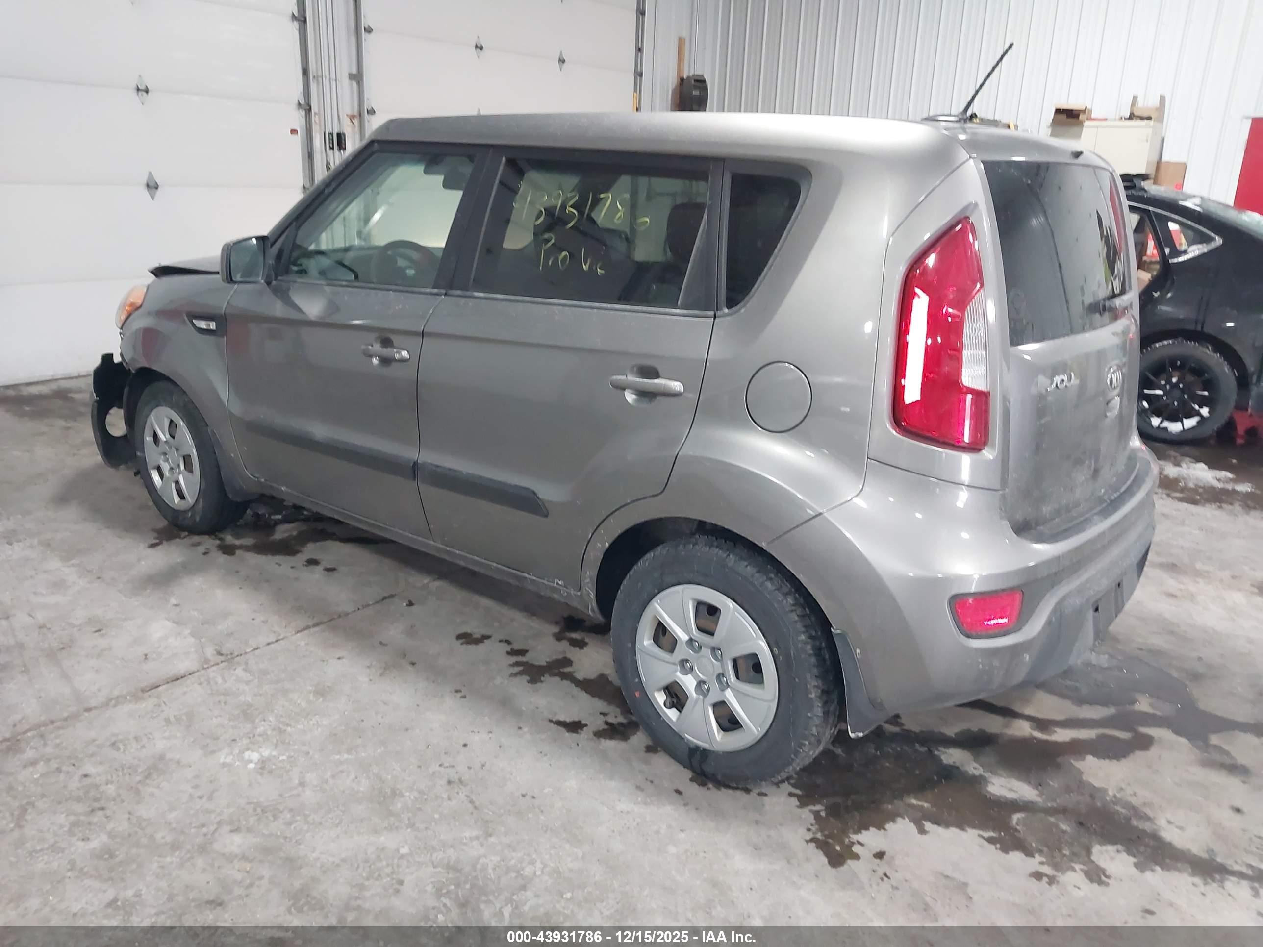 KIA SOUL image 3
